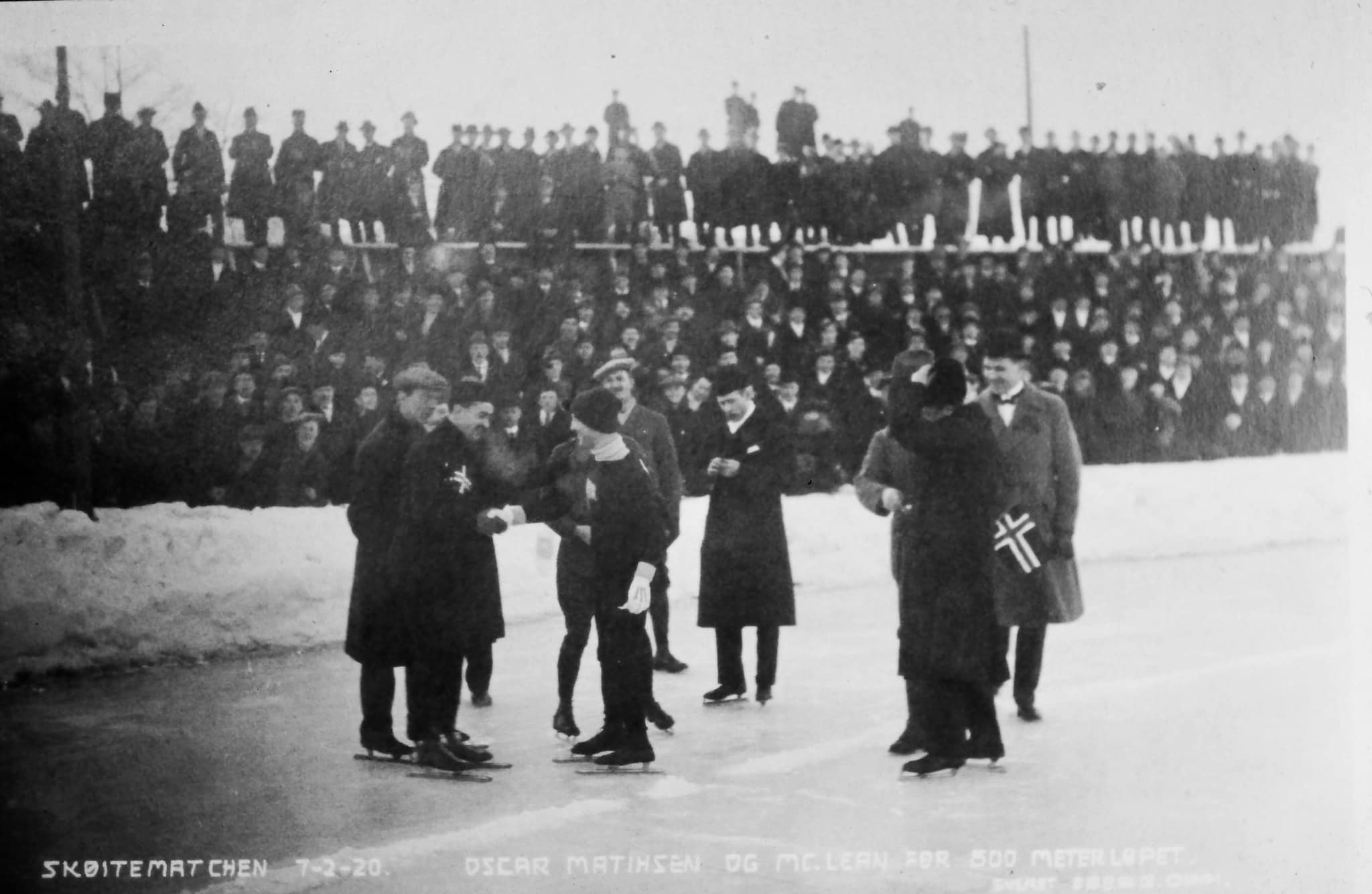 Gamle bilder fra Oslo | Oscar Mathisen klar for 500m 1920 | Facebook