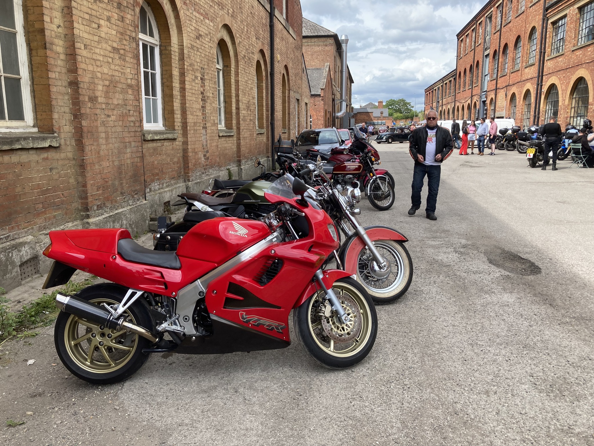 Introduction and my '97 Honda VFR750