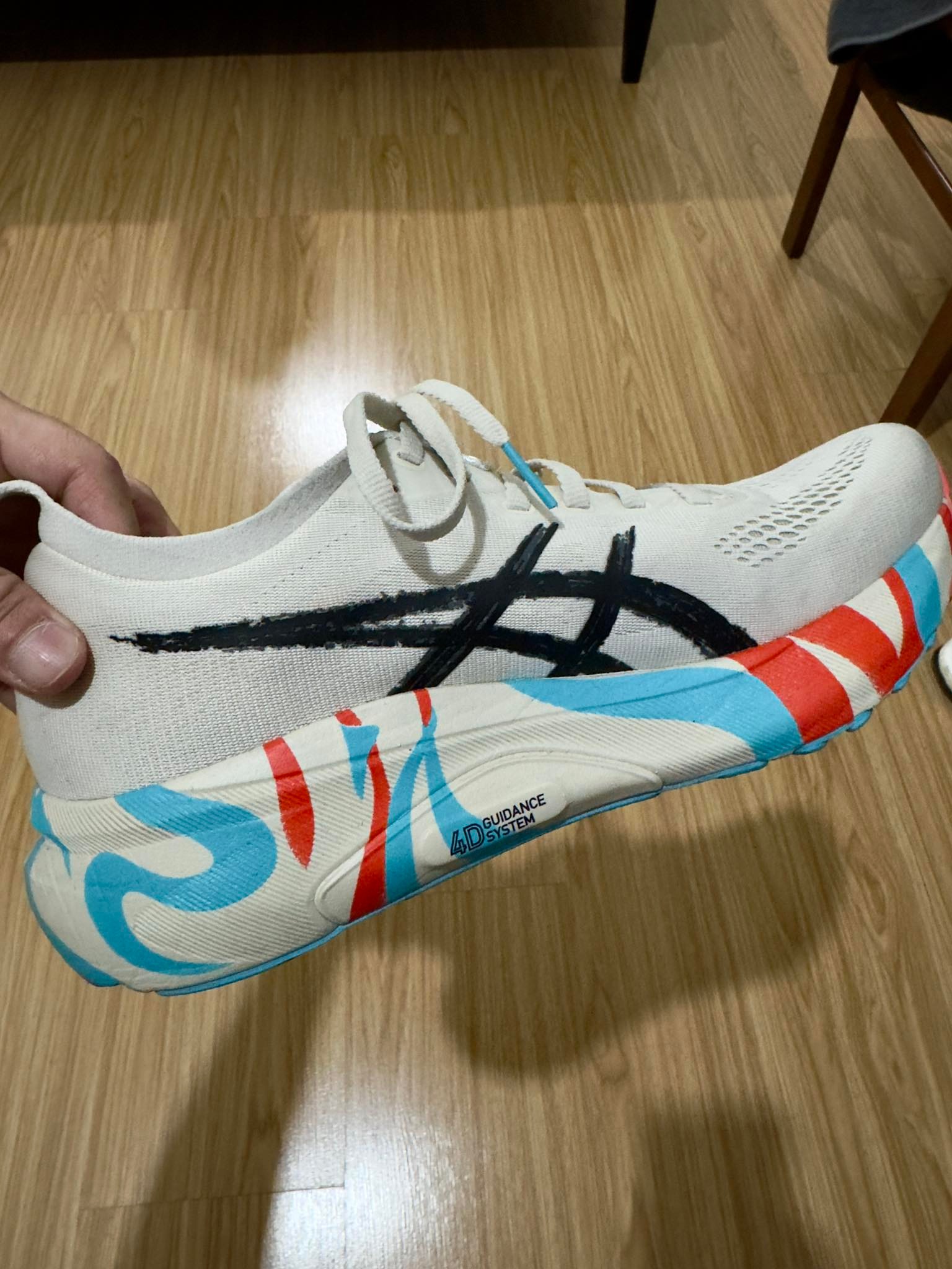 Selling my Asics Gel -Kayano 31 Tokyo Marathon Edition. Bought 