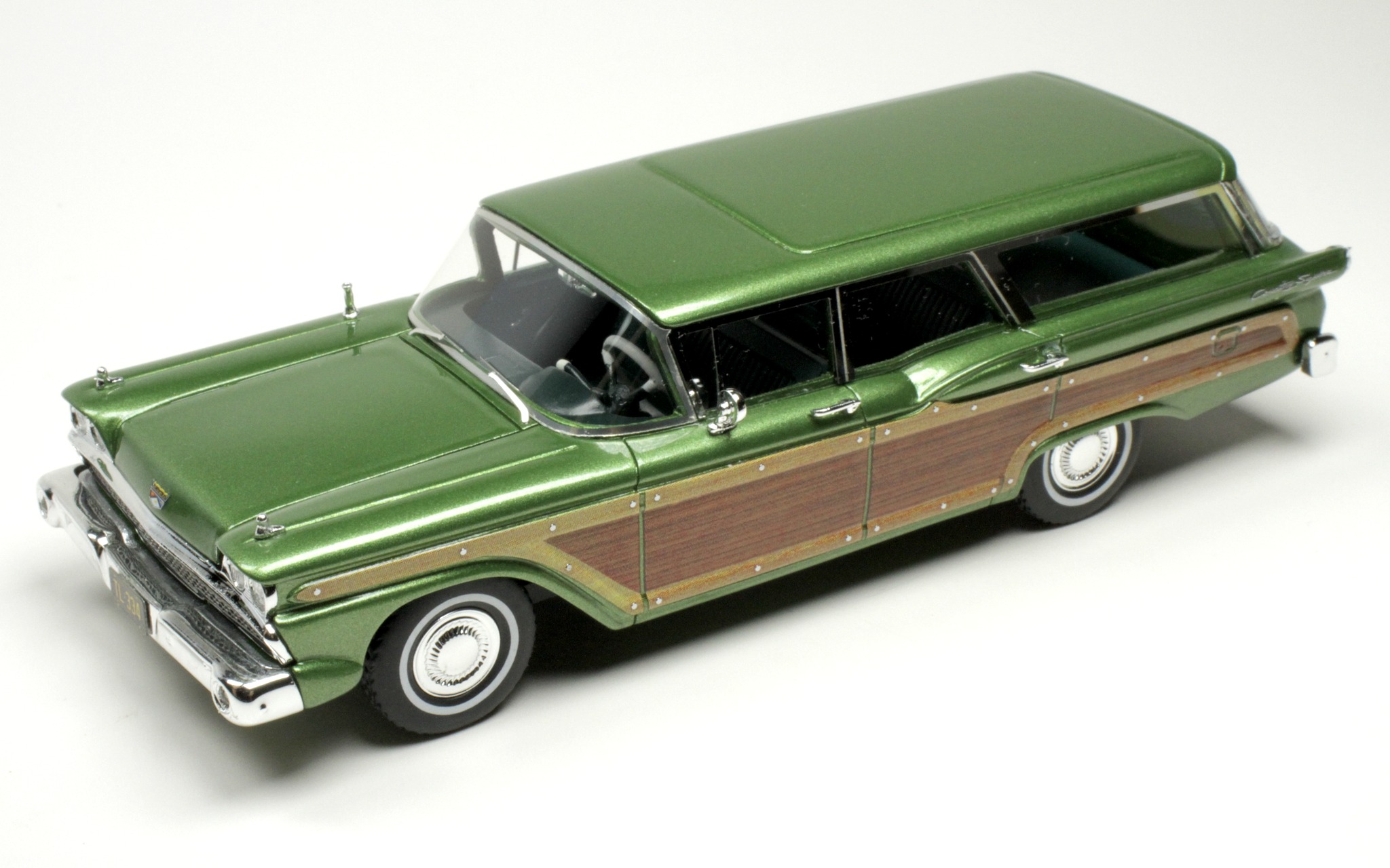 Jimmy Flintstone #200 1:25 Scale '57 Ford 4-Door Country Sedan Wagon Resin Model Kit 9 thumbnail image