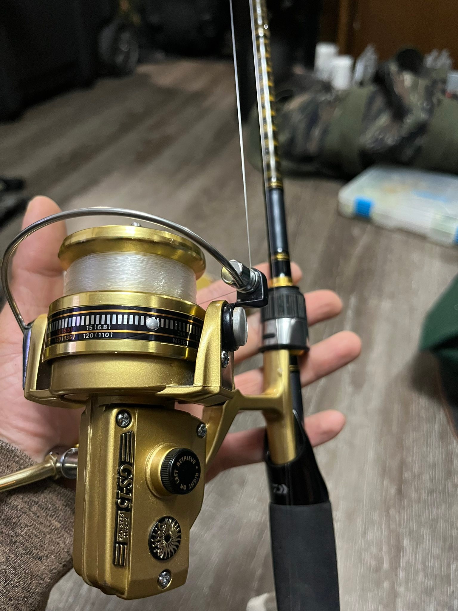 daiwa fishing pole 16 mtr AIRITY X 16m (Pole Only)  Fisherman's Friend EVA Rear Grip provides firm grip even when wet Daiwa Matchwinner MW4 16m Pole