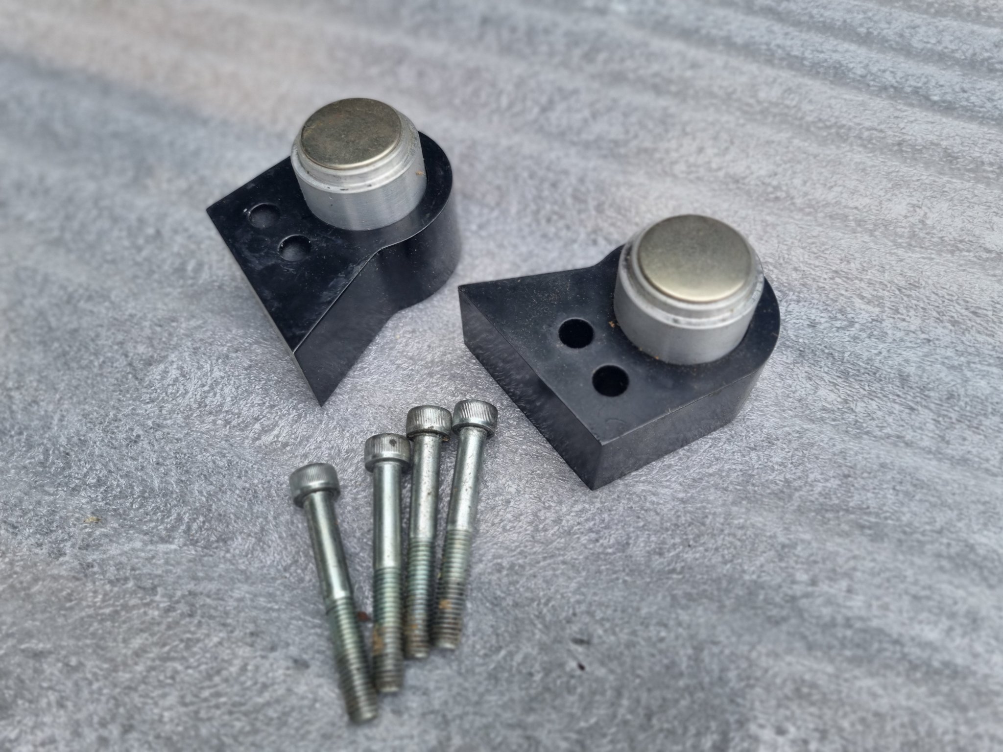 Xitomer Handlebar Risers For Ninja ZX-14R / ZZR 1400 (2006–2019