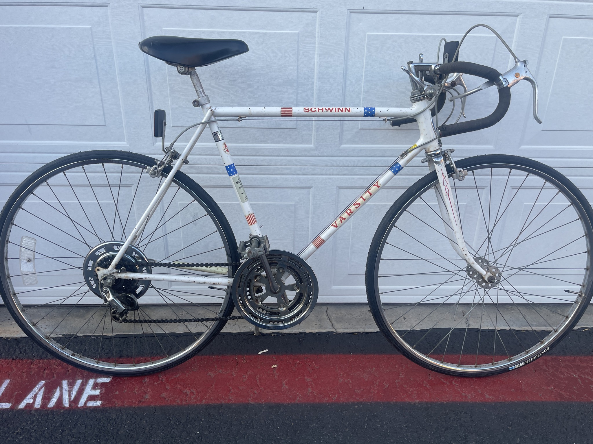 schwinn bicentennial bicycle Stingray bike as is vintage  Pocatello Market inch tires provide stability and grip Stingray '76 | Schwinn Bi-Centennial
