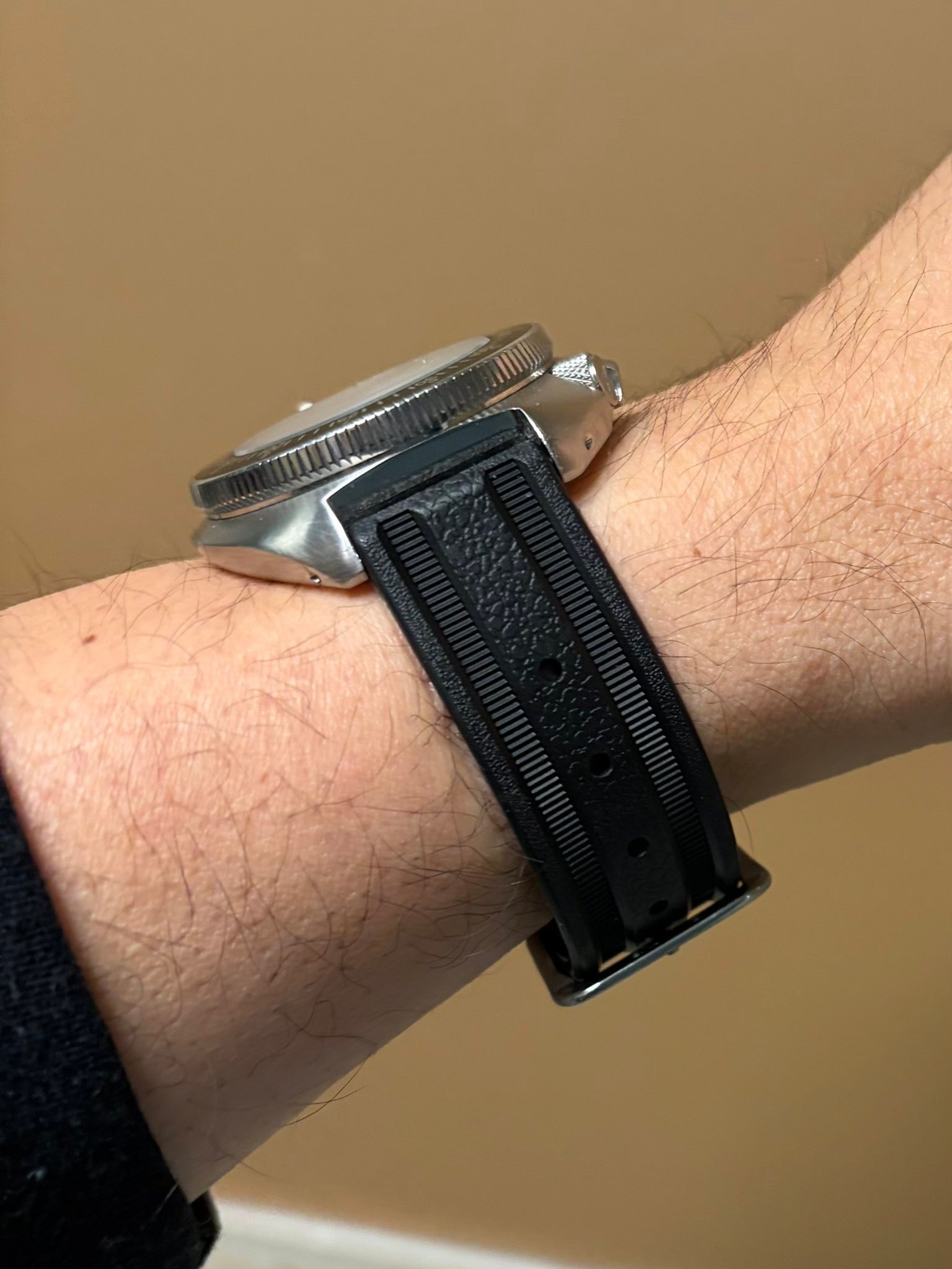 Dagaz Typhoon II, a Willard-inspired timepiece