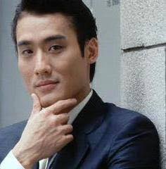 梁家輝68歲（英語：Tony Leung Ka-fai，1958年2月1日—），香港男演員