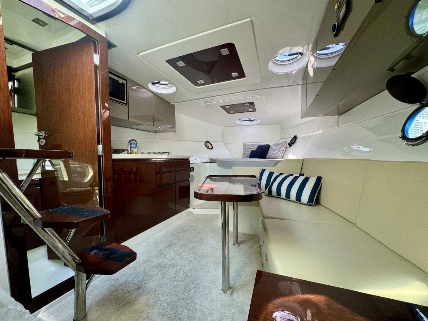 United - 🛥️: 2023 Schaefer 375 “Dream Big” 📍: Miami, Florida 🔗: https ...