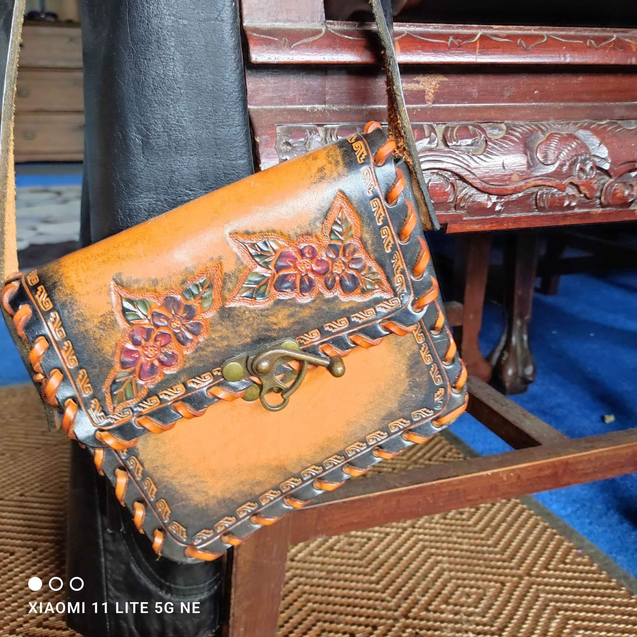 Lot de 2 sangles de sac à main en cuir fendu avec 8 ensembles de rivets dorés clairs pour la fabrication de sacs à main (noir