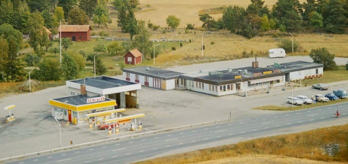 Bensinstationer | Shell-mack och motell någonstans öster om Enköping år ...