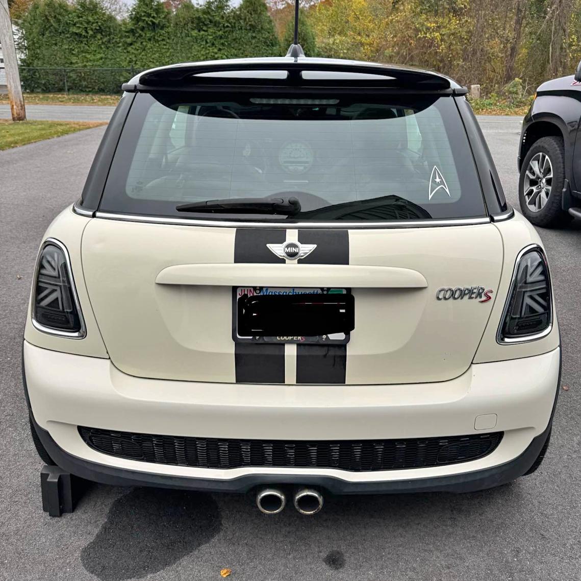 2009 MINI Cooper · Cooper S Hatchback 2D - Cars & Trucks - Westport ...