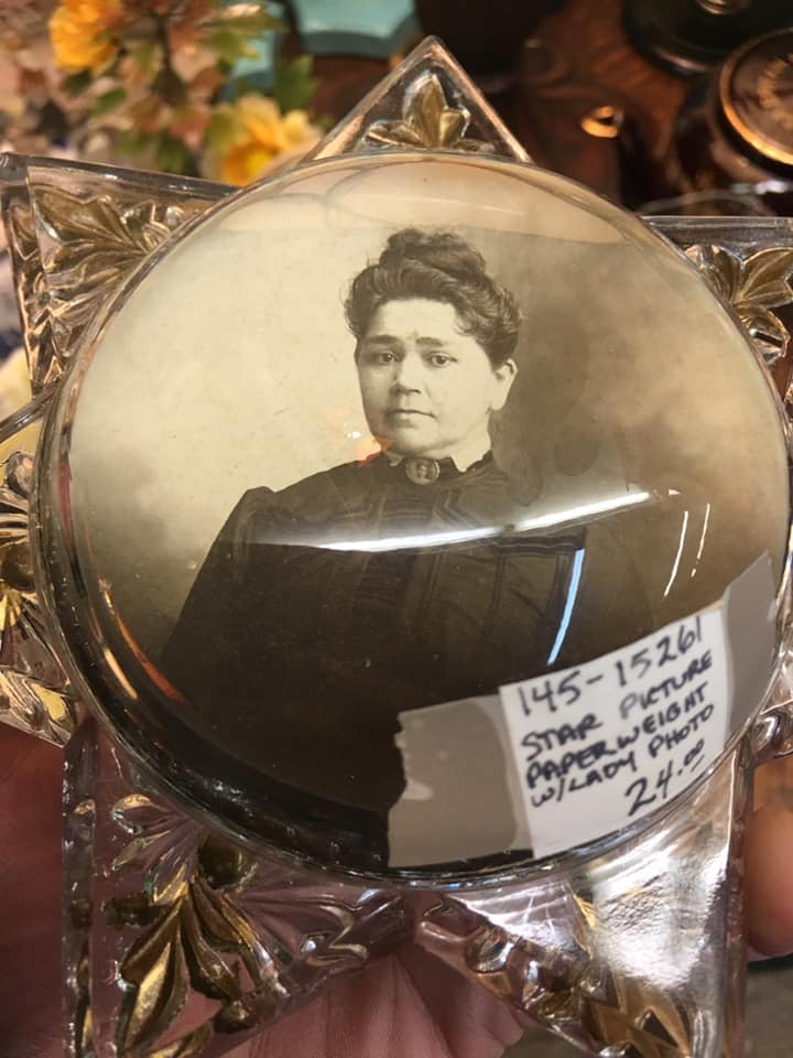 Broche Miniature Portrait Peint à La Main KPM 19ème Siècle - Porcelaine - Plaqué Or - Occasion