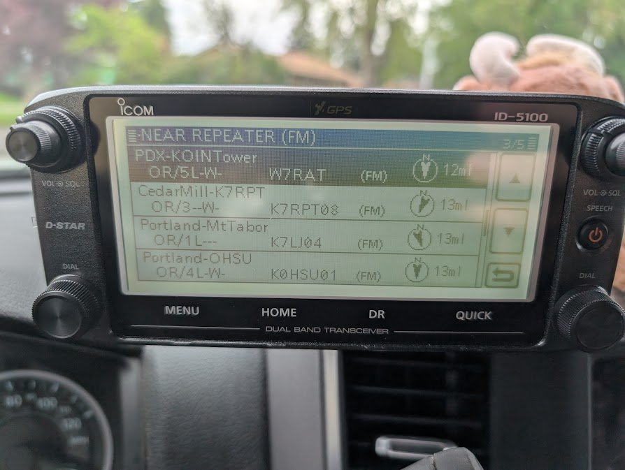 Icom 5100 review: great D-Star capable rig with superior magnet mount