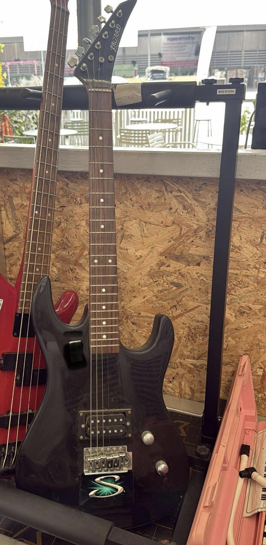 Vintage Jagard Guitar Review and Comparison