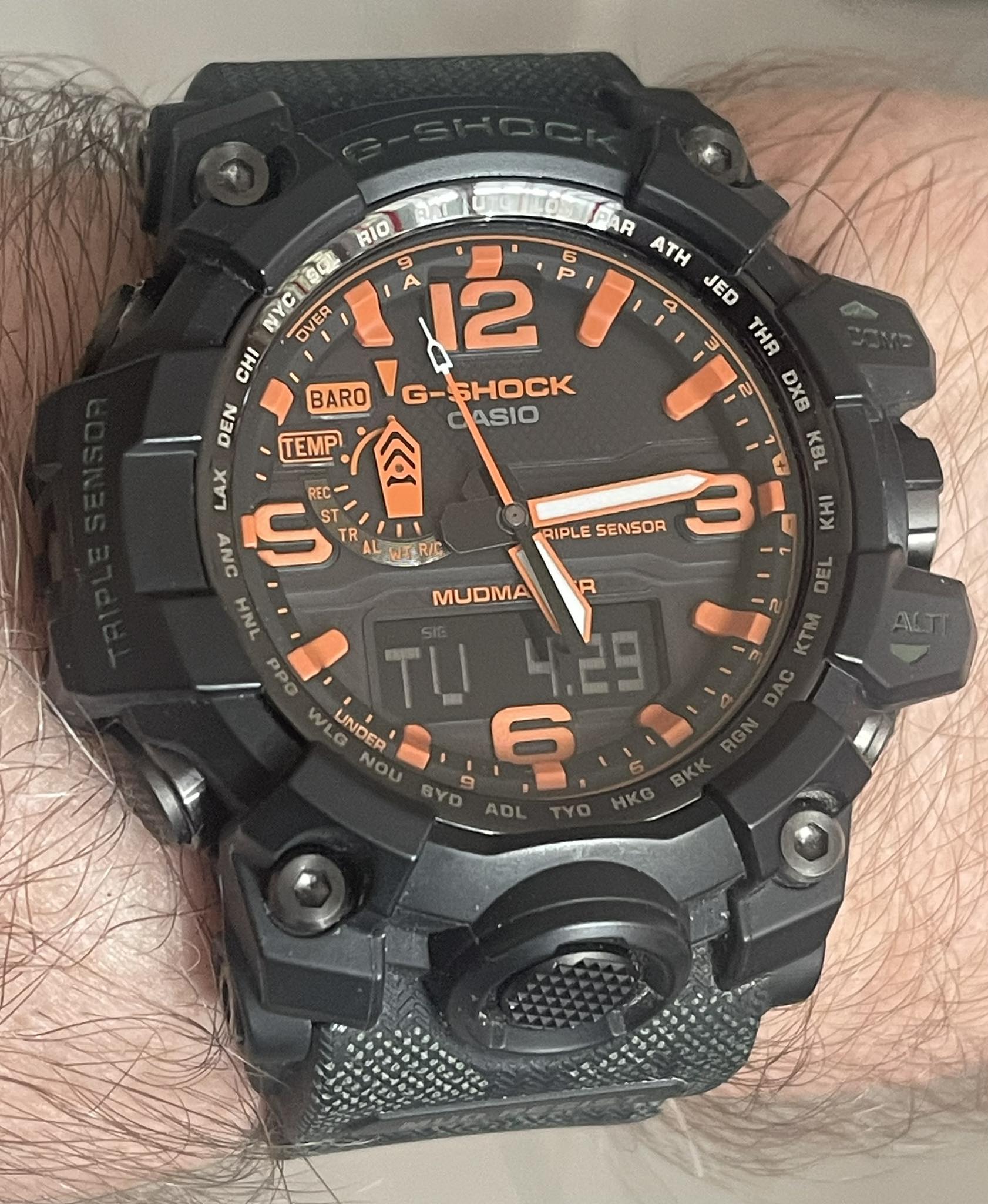 G-Shock Mudmaster Gwg-1000 Maharishi watch