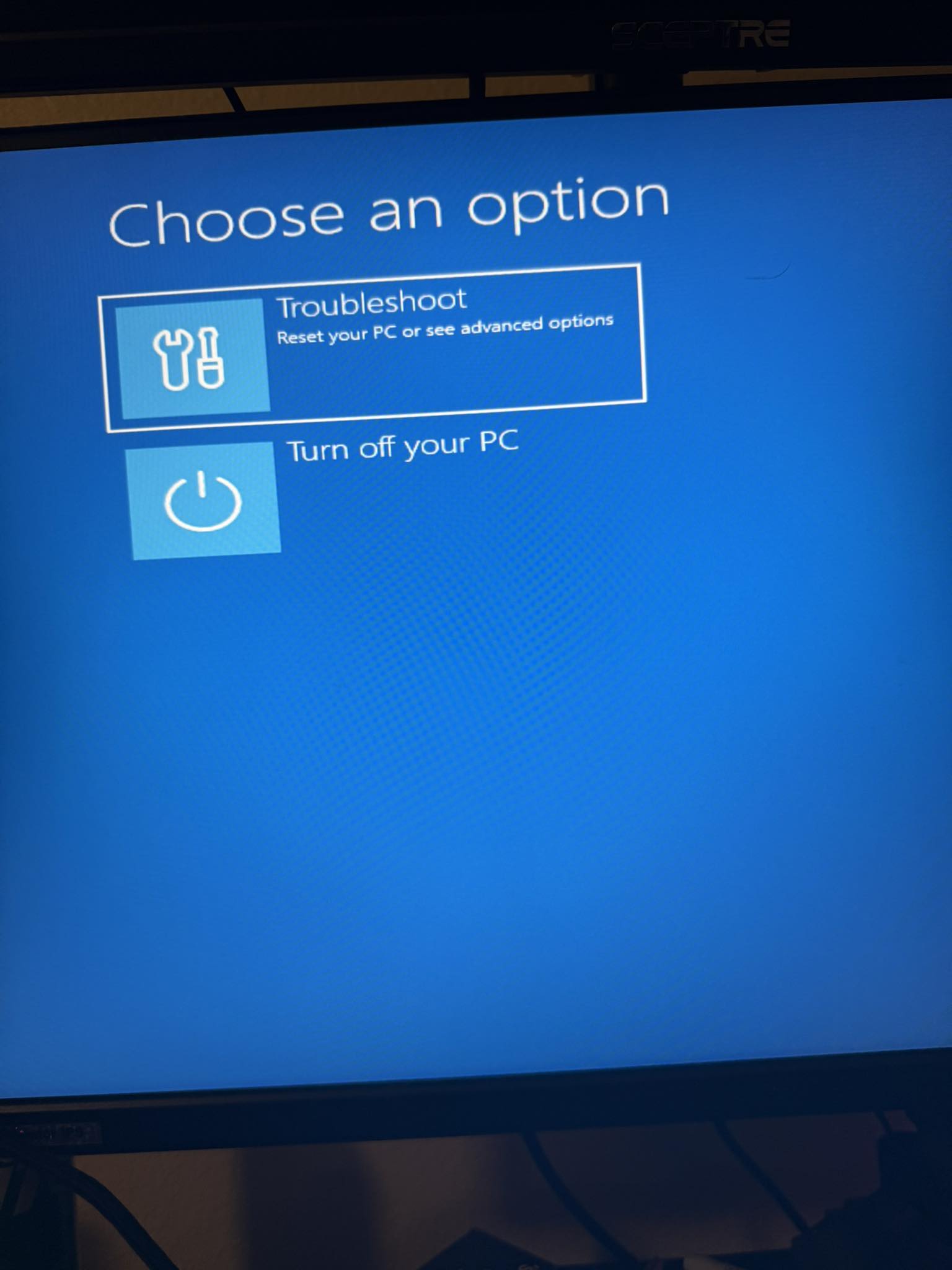 What's causing Windows installation issues with 9850X3D and MSI