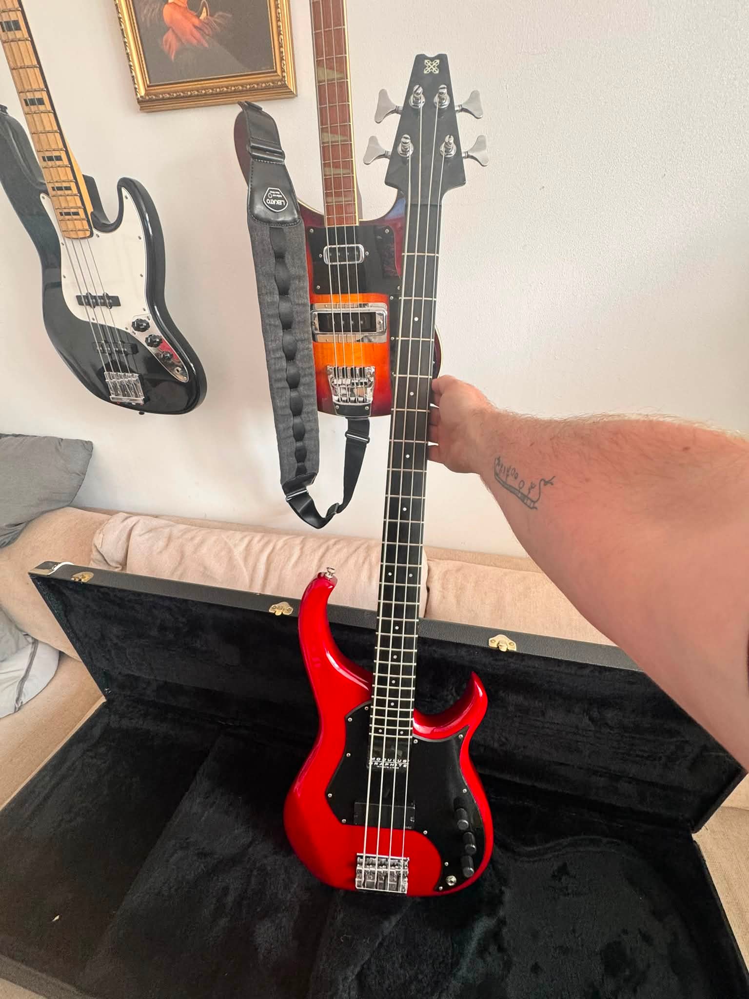 New bass day ♥️ 1992 Modulus M92