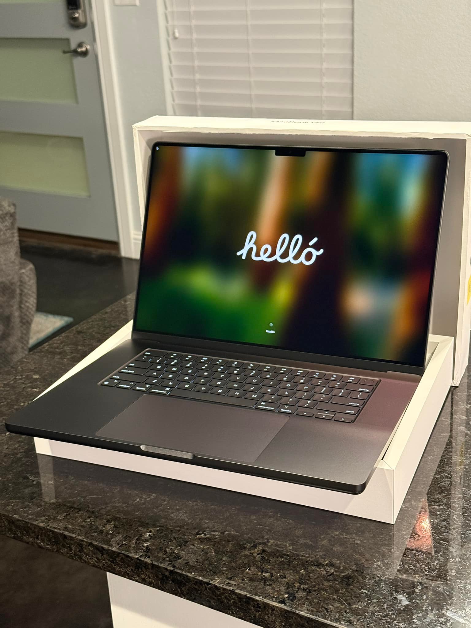 Review: 2019 entry-level $1299 MacBook Pro with Touch Bar and Touch ID