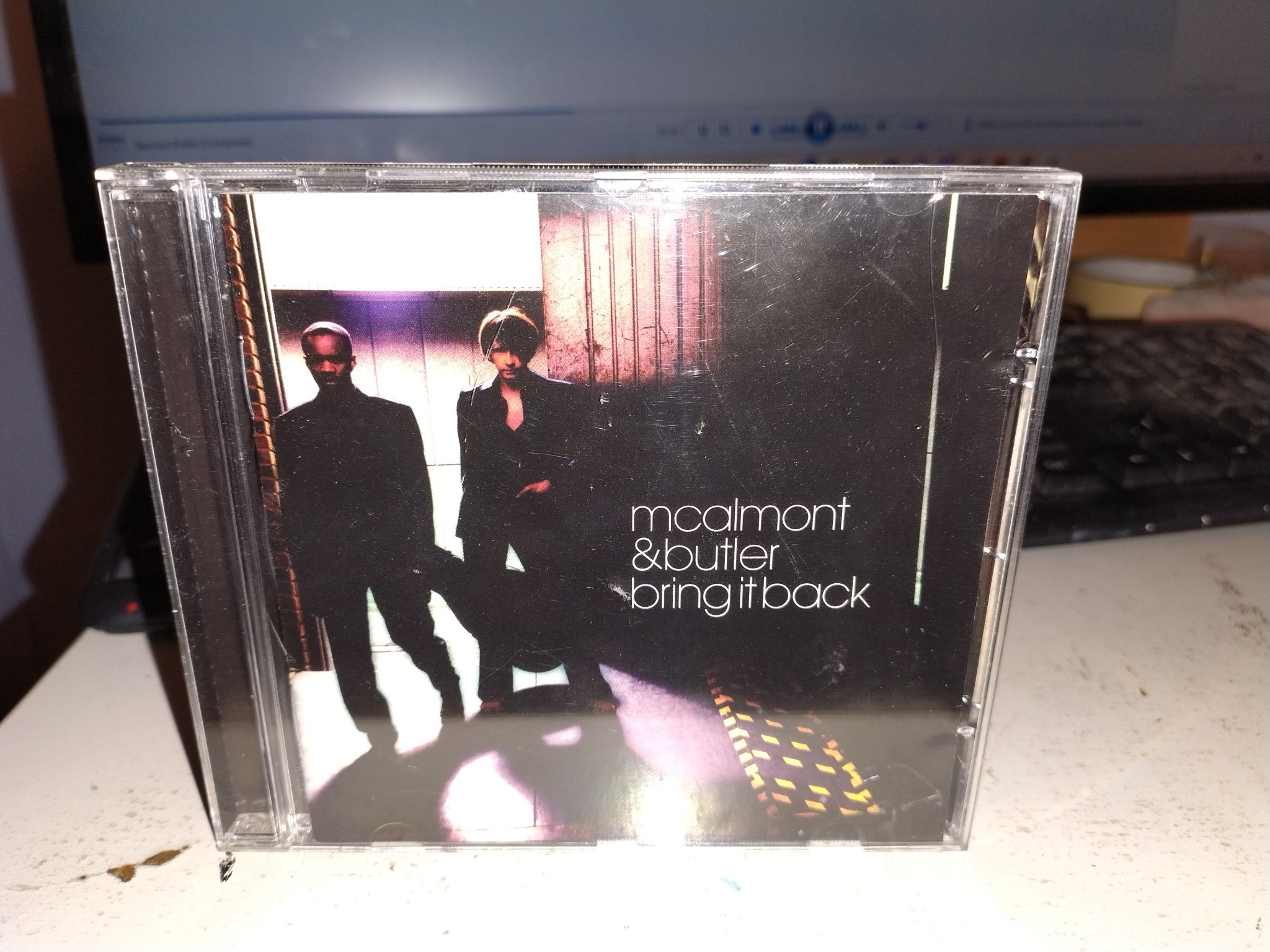 McAlmont & Butler - Yes (MTV live, 1995) 