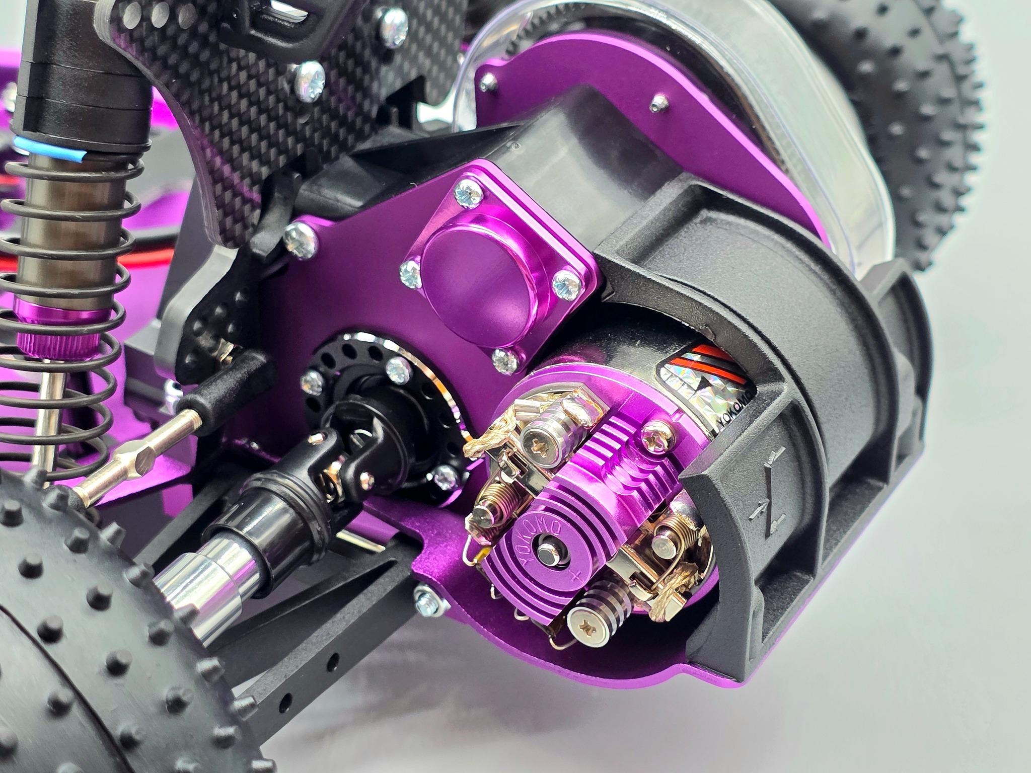 Support Moteur Alliage SCHUMACHER U2726 Couleur Violet Mi-2 - Neuf, Fabriqué En France