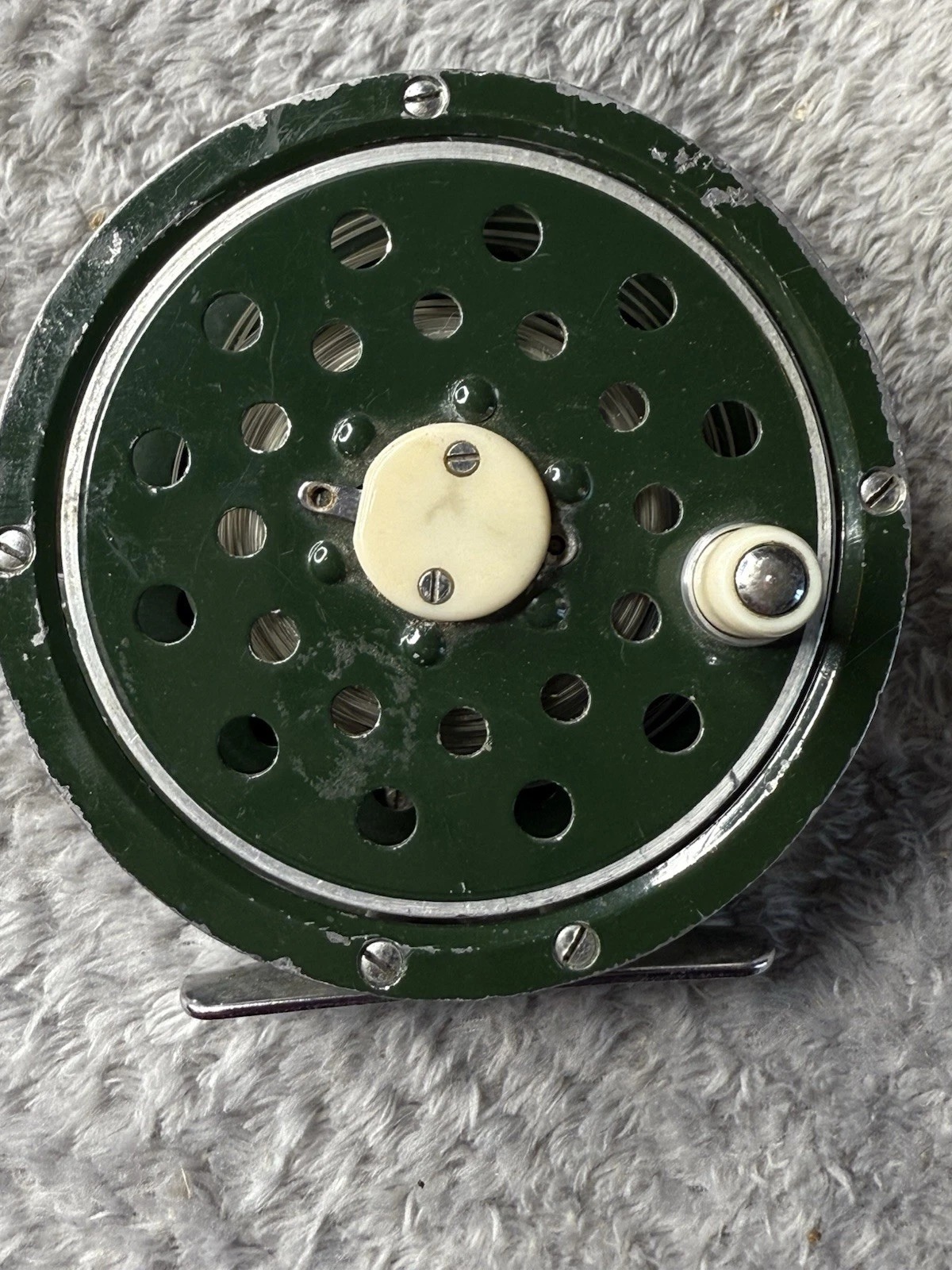 american made fly reels Hatch Iconic Skirt/Blade Color:AL 420 and Black Nickel delta blade the Iconic boasts an Daiwa Caldia MQ LT stretching