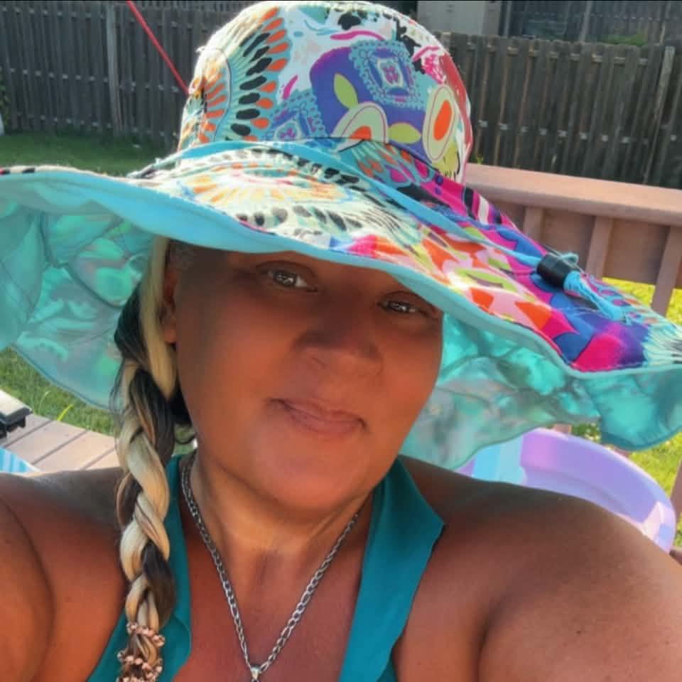 Robin Reid - Thank you so much we made it to 2k!!! Whooo... | Facebook
