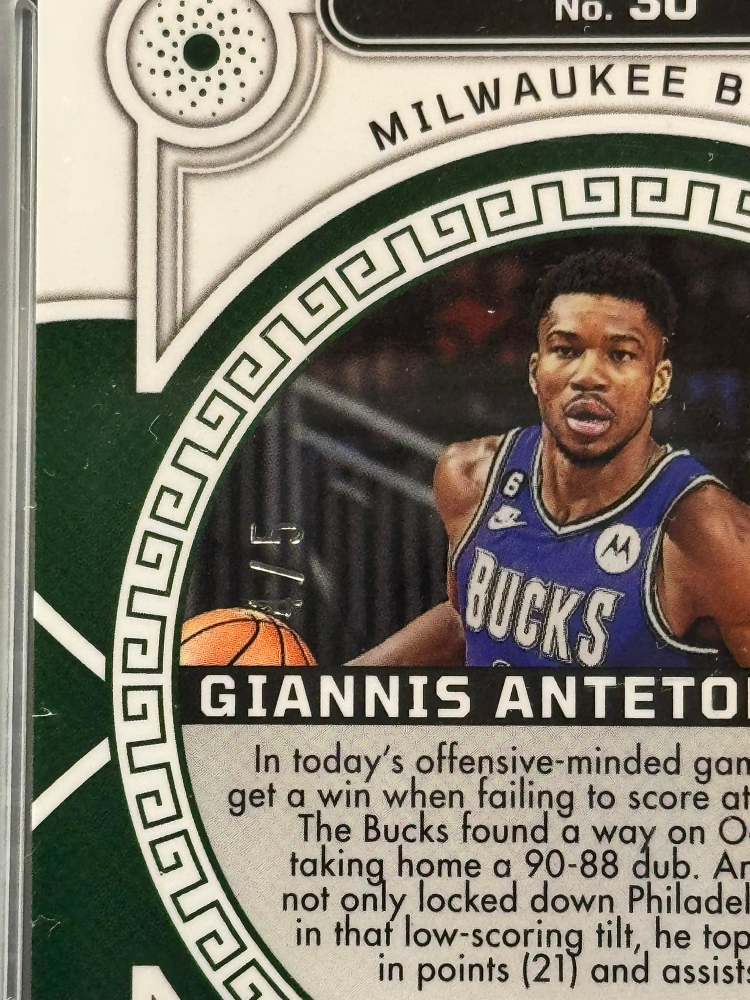 2022-23 Panini Obsidian Giannis Antetokounmpo Red Electric Etch 