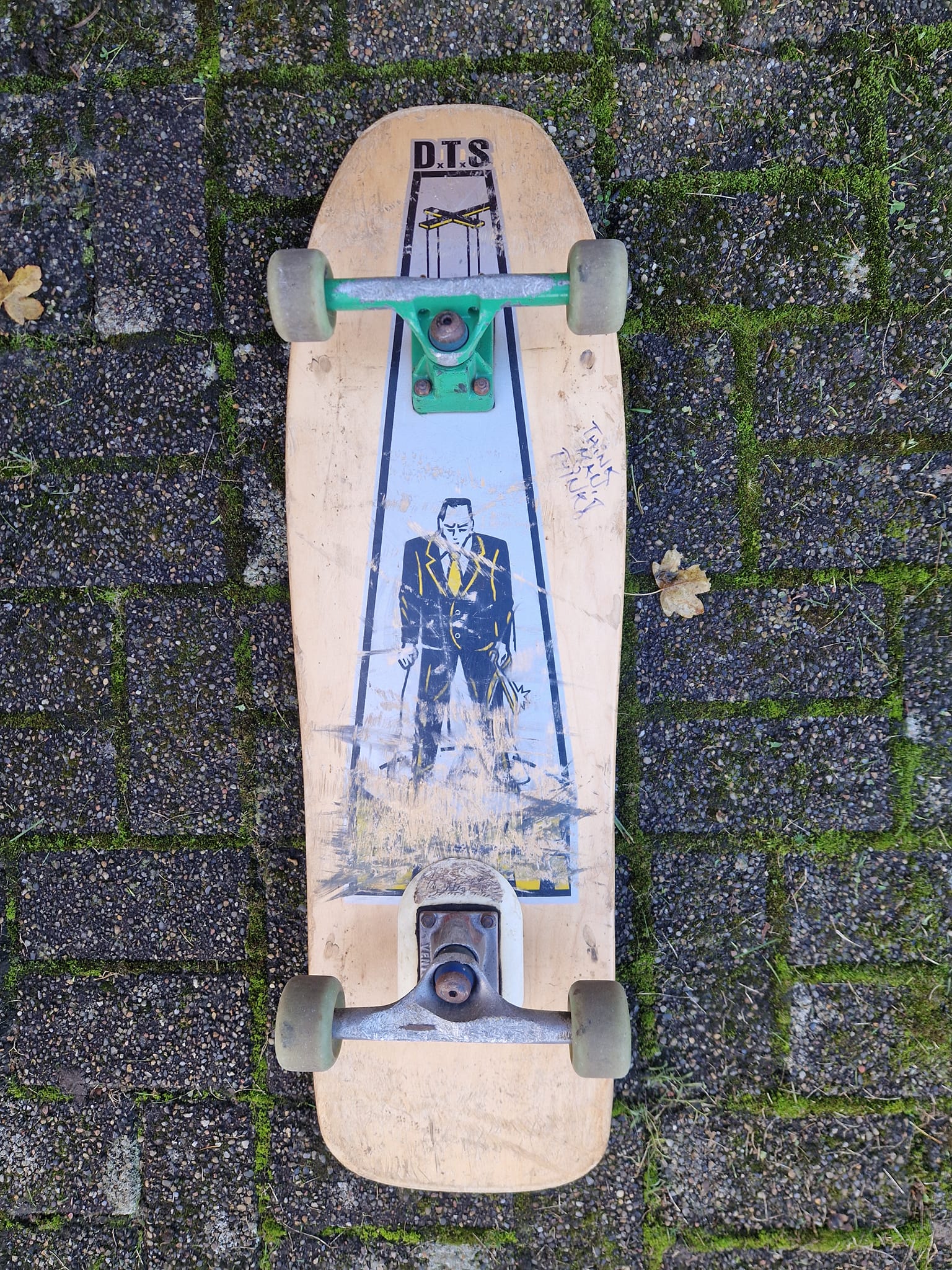 Just wanted to show off my much loved Dogtown Skateboards Karma 