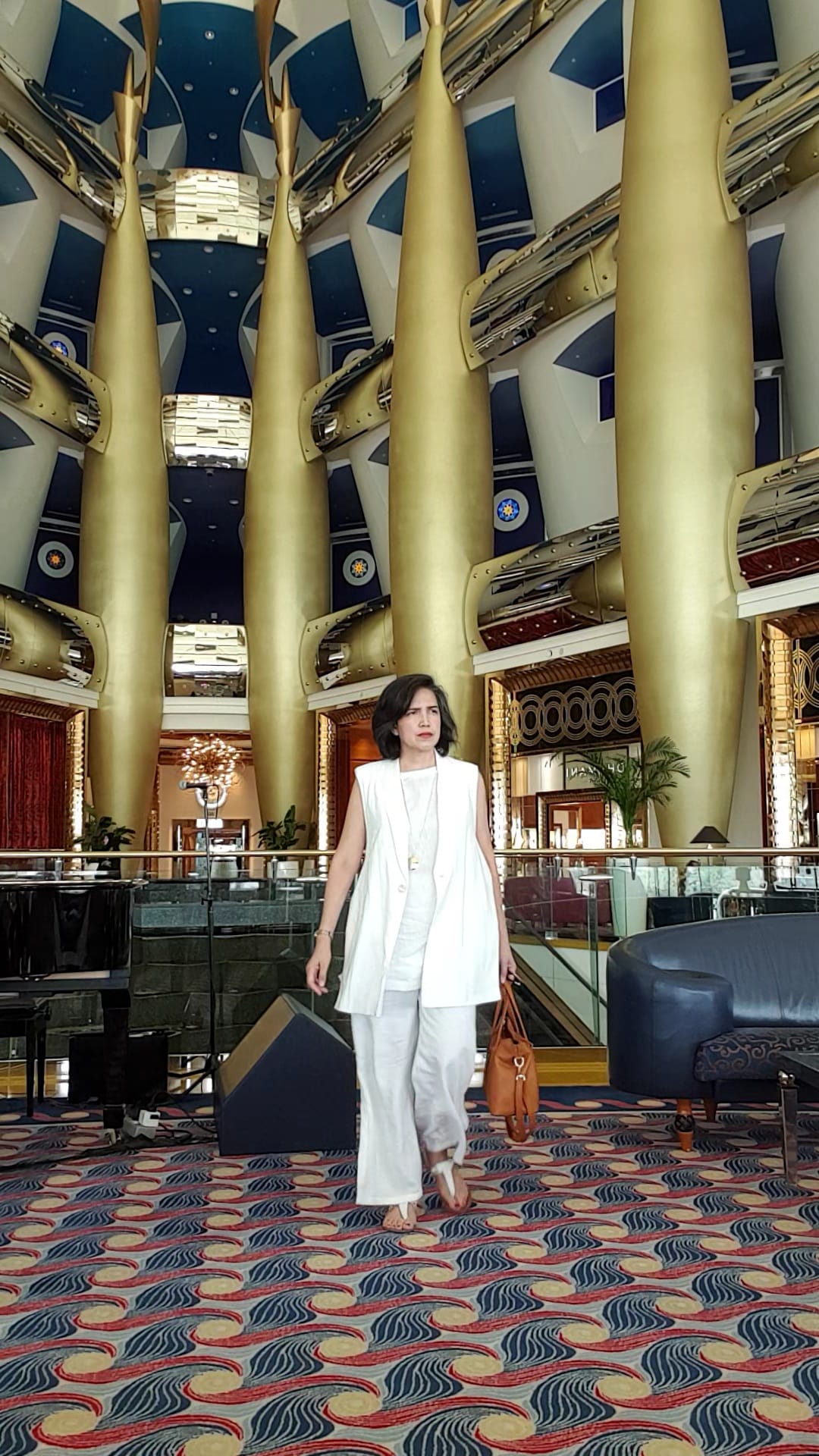 burj al arab dress code for ladies What to wear Khalifa visit and dinner in Dubai? beach dubai dress code