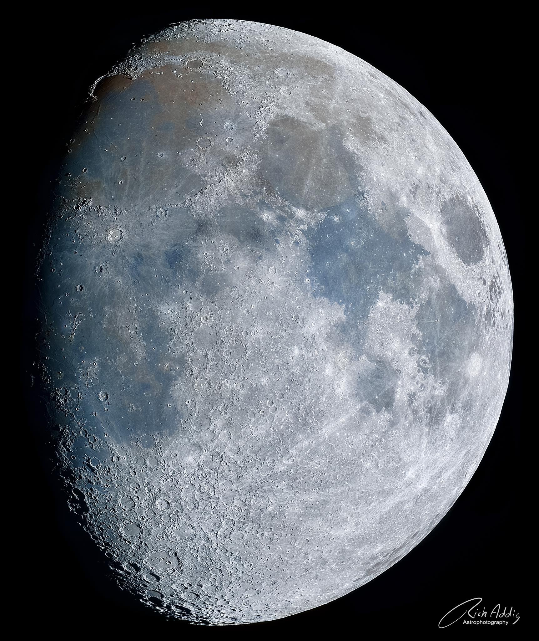 Last night's full moon. A 40 panel mosaic with each panel