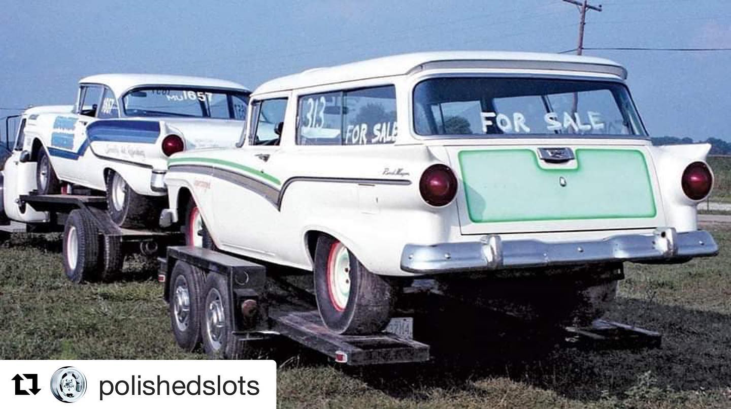 Canadian Hot Rods Magazine - Oh man....this looks like a vintage photo ...
