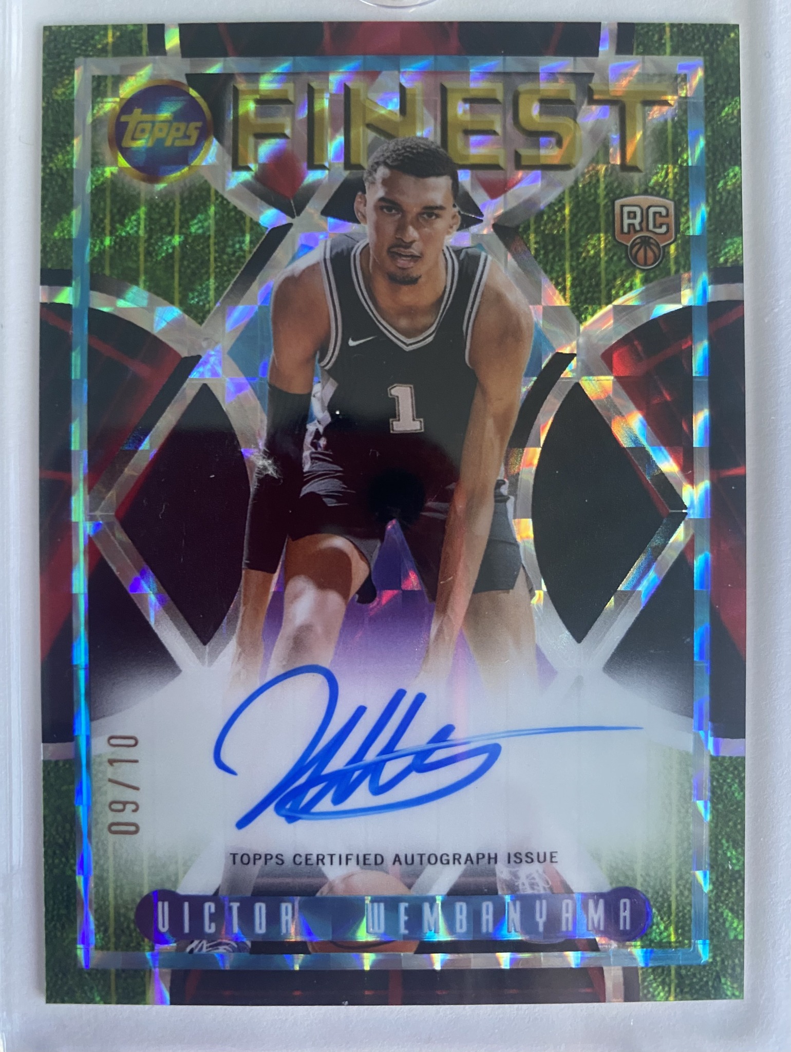 2025-26 Topps Chrome Cosmic Planetary Pursuit SUN & EARTH - Victor 