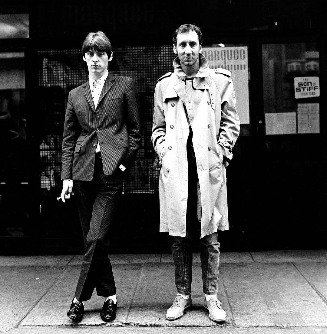 Fab pic of a very young Paul Weller and Bruce Foxton. Get the