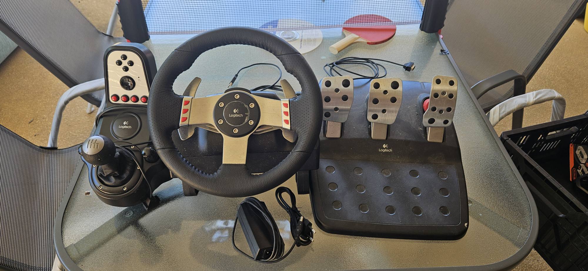 G27 racing wheel found in great condition