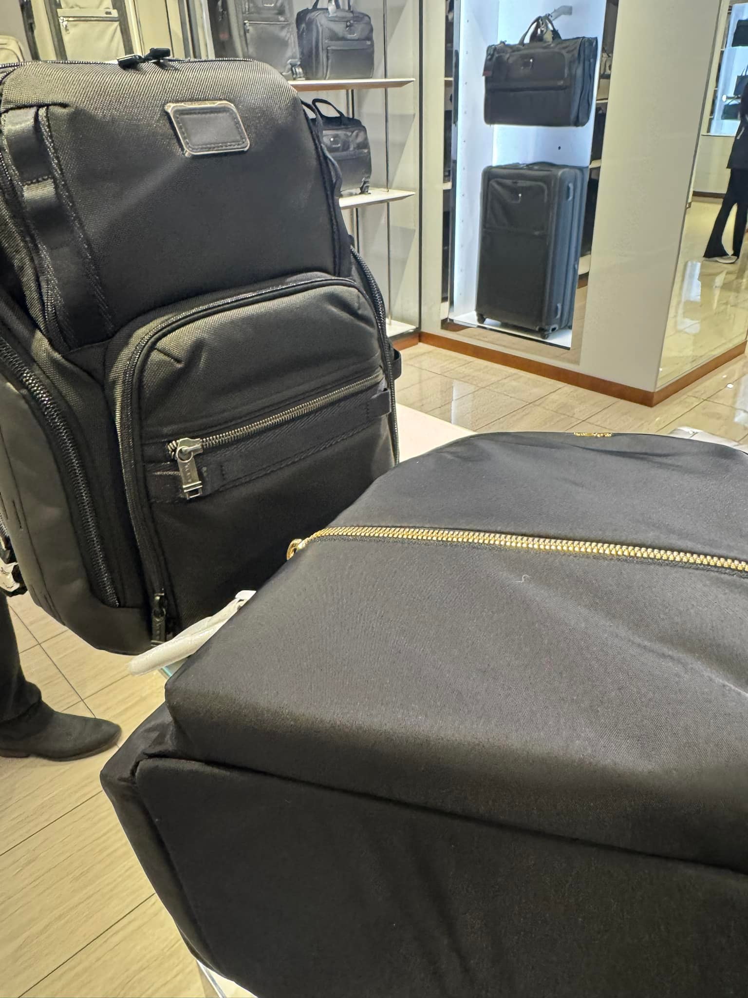 tumi backpack barcode Paddock this spacious backpack is engineered for the modern traveler Lotte Duty Free