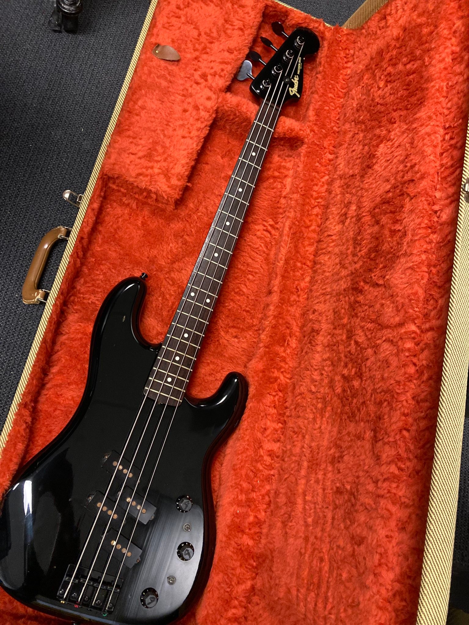 Fender PB-555 Reconditioned