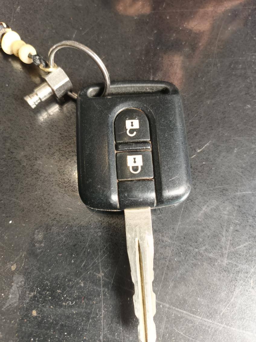 2017 Nissan NV200 Remote Head Key 28268-C990E