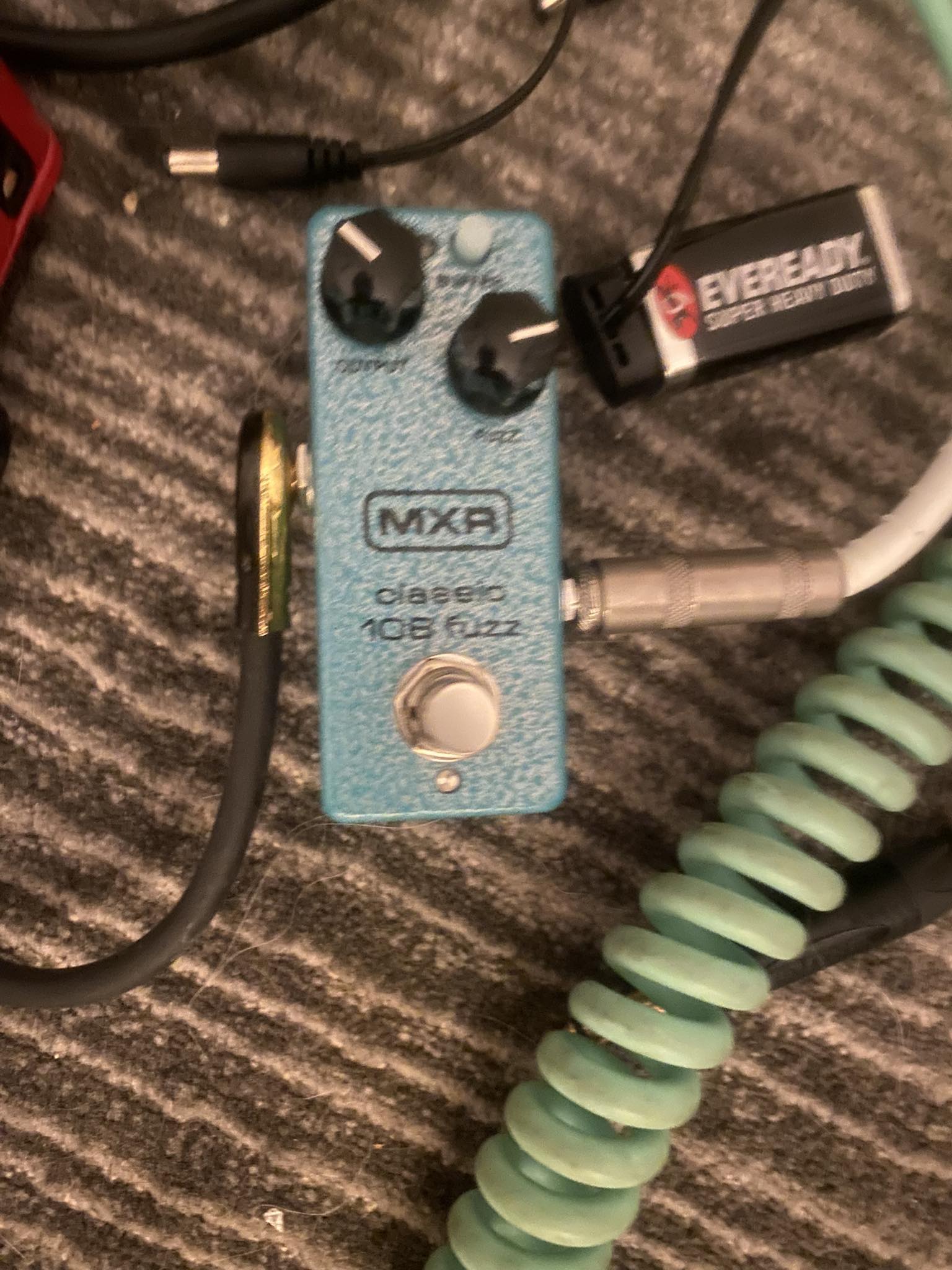 MXR Classic 108 Fuzz pedal sounds amazing