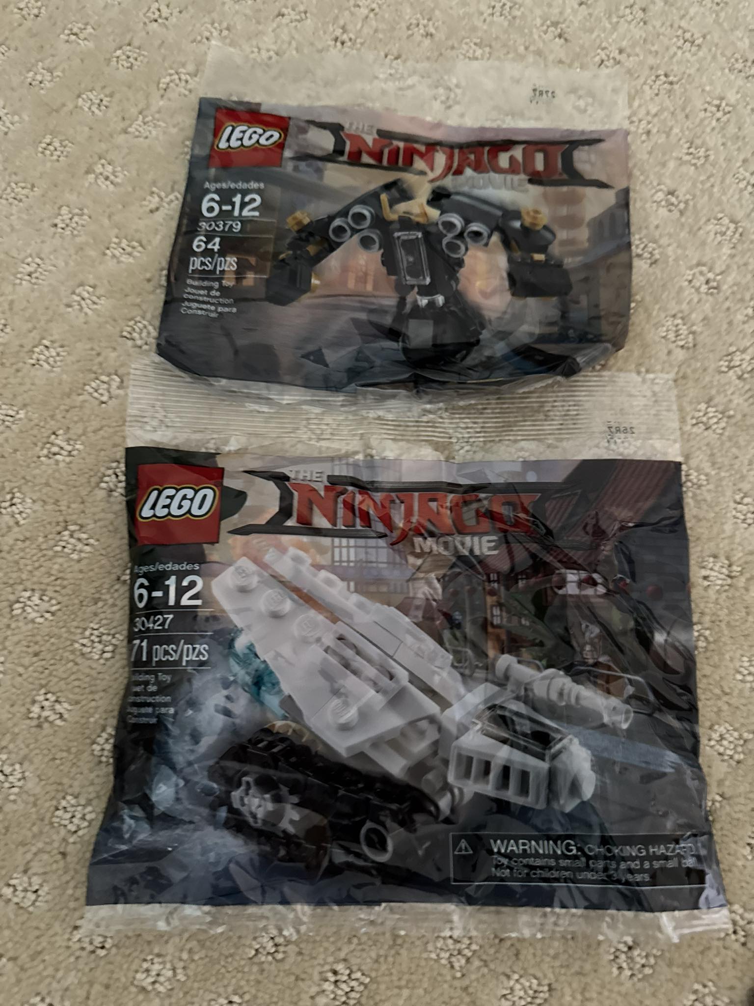 Lego Ninjago 2015 exclusive set with mini figure