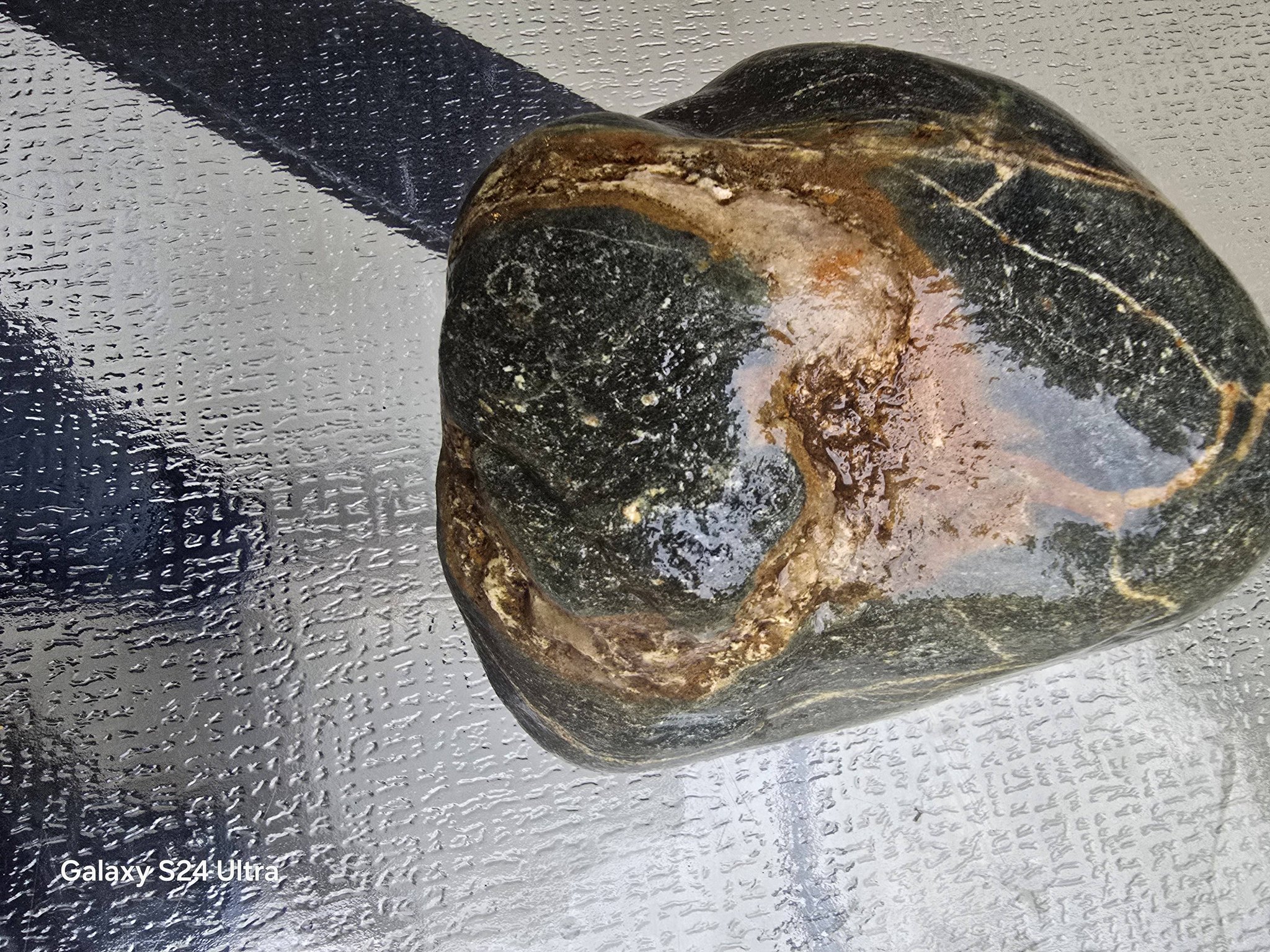 Hi ya, I'm curious? Is this an agate?