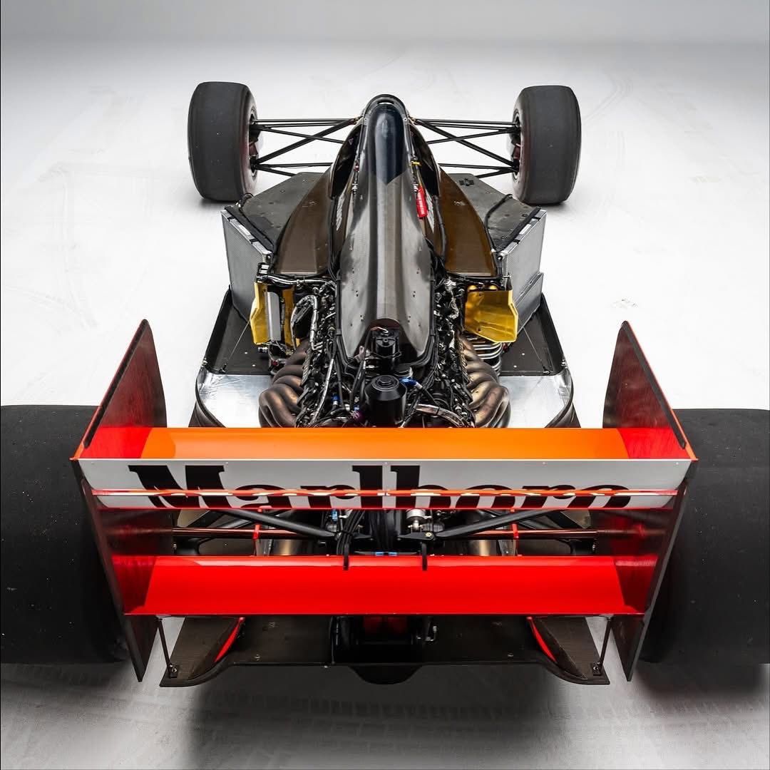HONDA V12 RA122E/B McLaren MP4/7Aパーツ その2 Honda RA121E V12 engine powers McLaren MP4/6 to F1 dominance