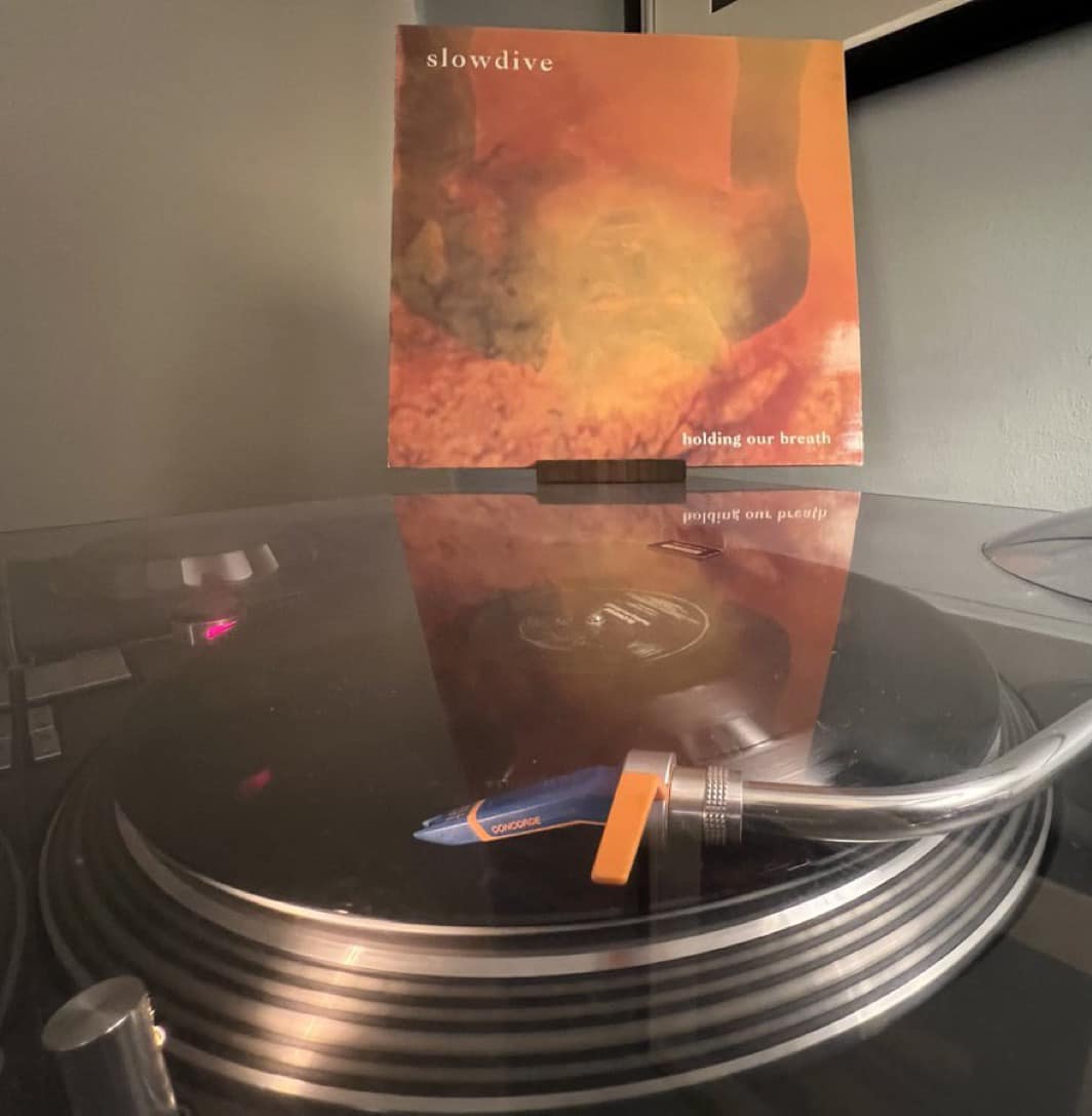 Slowdive's holding our breath ep vinyl release