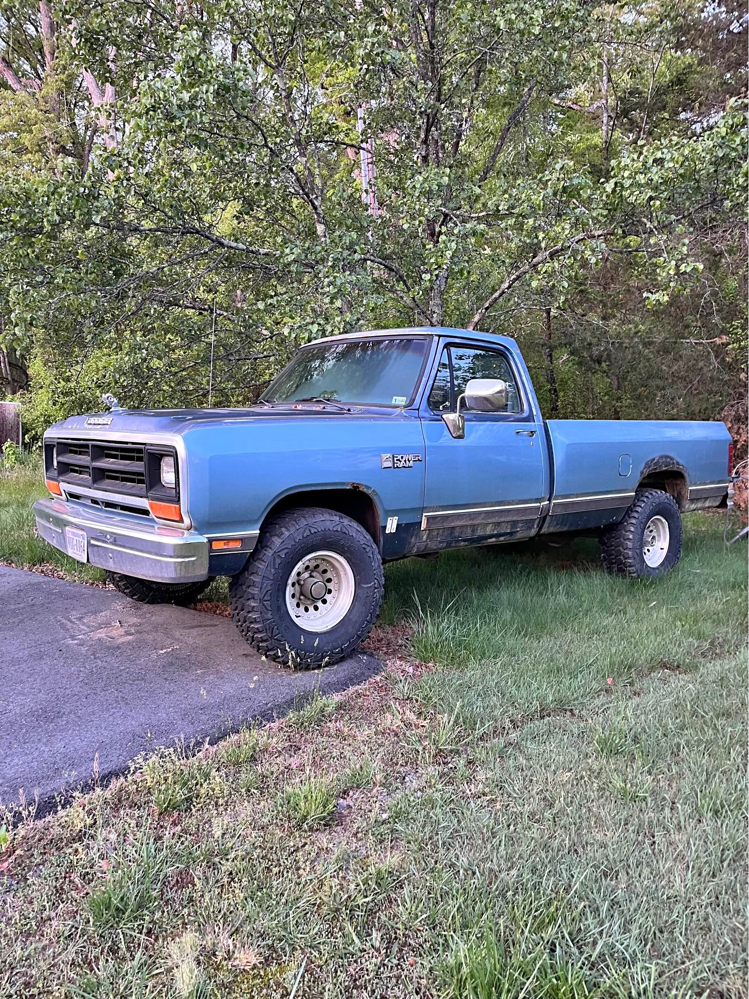 1988 Dodge D150 Regular Cab · 4wd Cars & Trucks Bealeton, Virginia