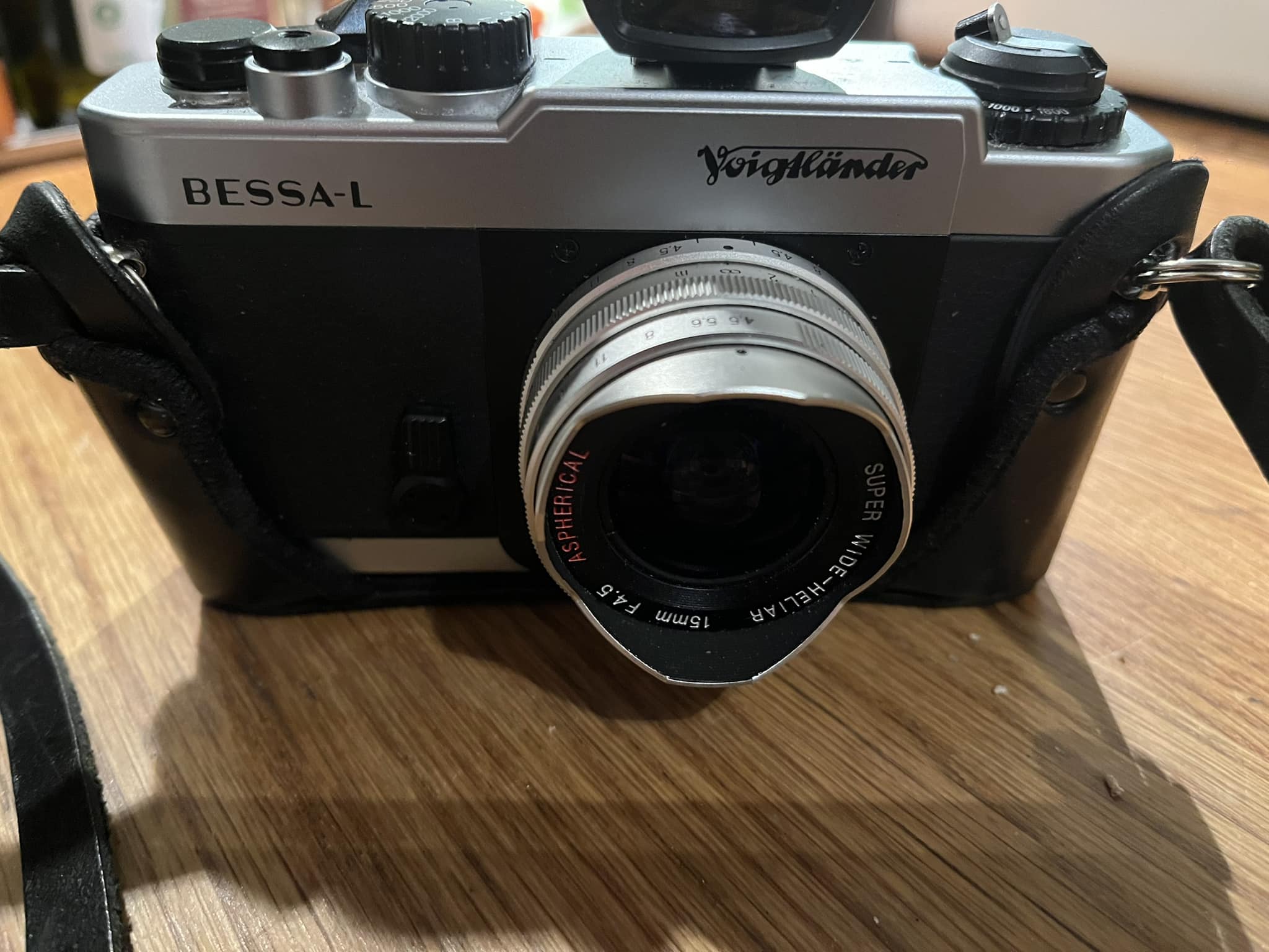 Voigtlander Bessa RF Heliar 105mm f3.5 Ilford HP5 400 120
