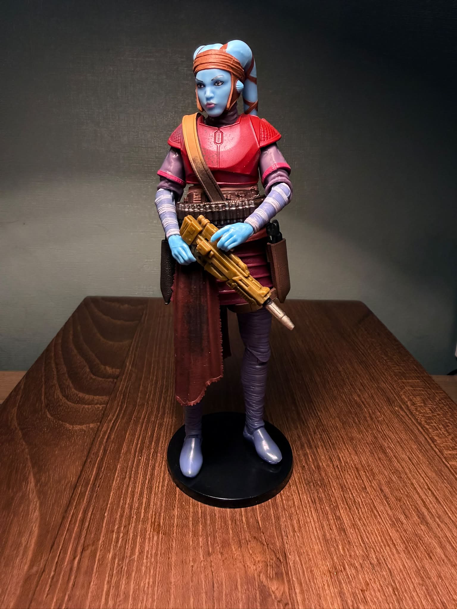 Custom Chezzer Katt Bounty Hunter Figure with 60s Tretchikoff Blue