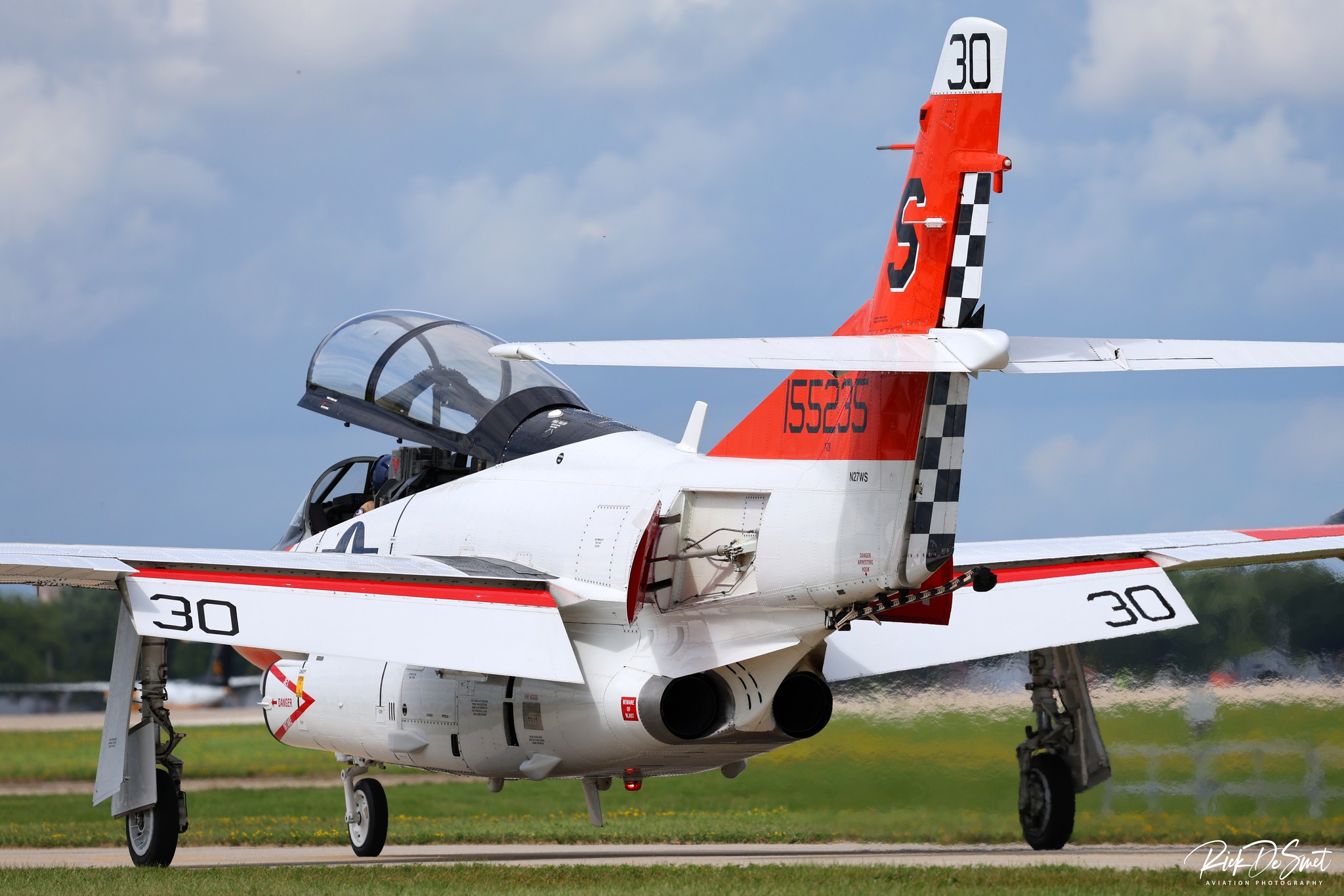 This T-50 Bobcat has been to Oshkosh several times, but, since 36