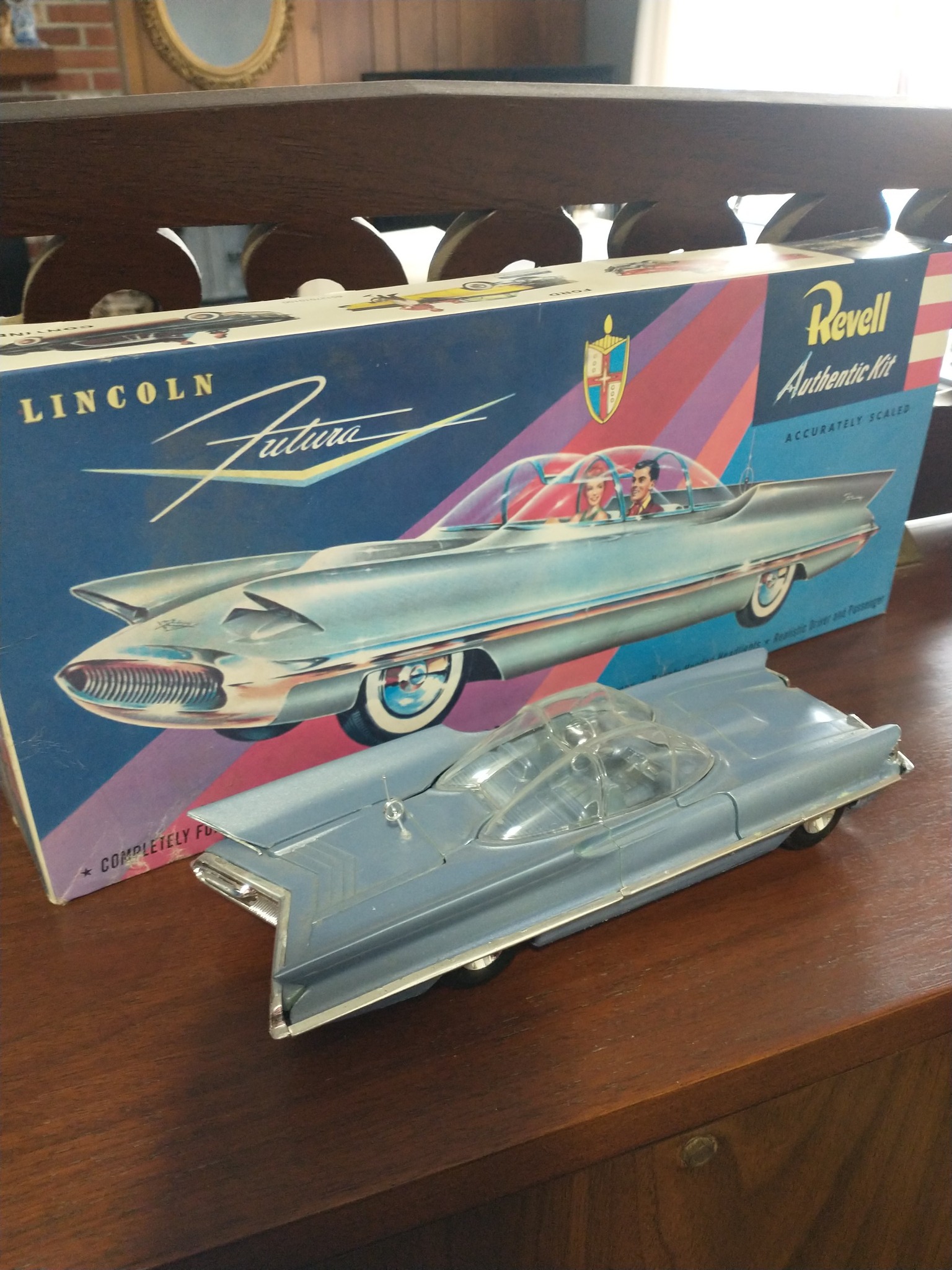 1955 Lincoln Futura Concept Car HRN Model 1/64 This looked like a
