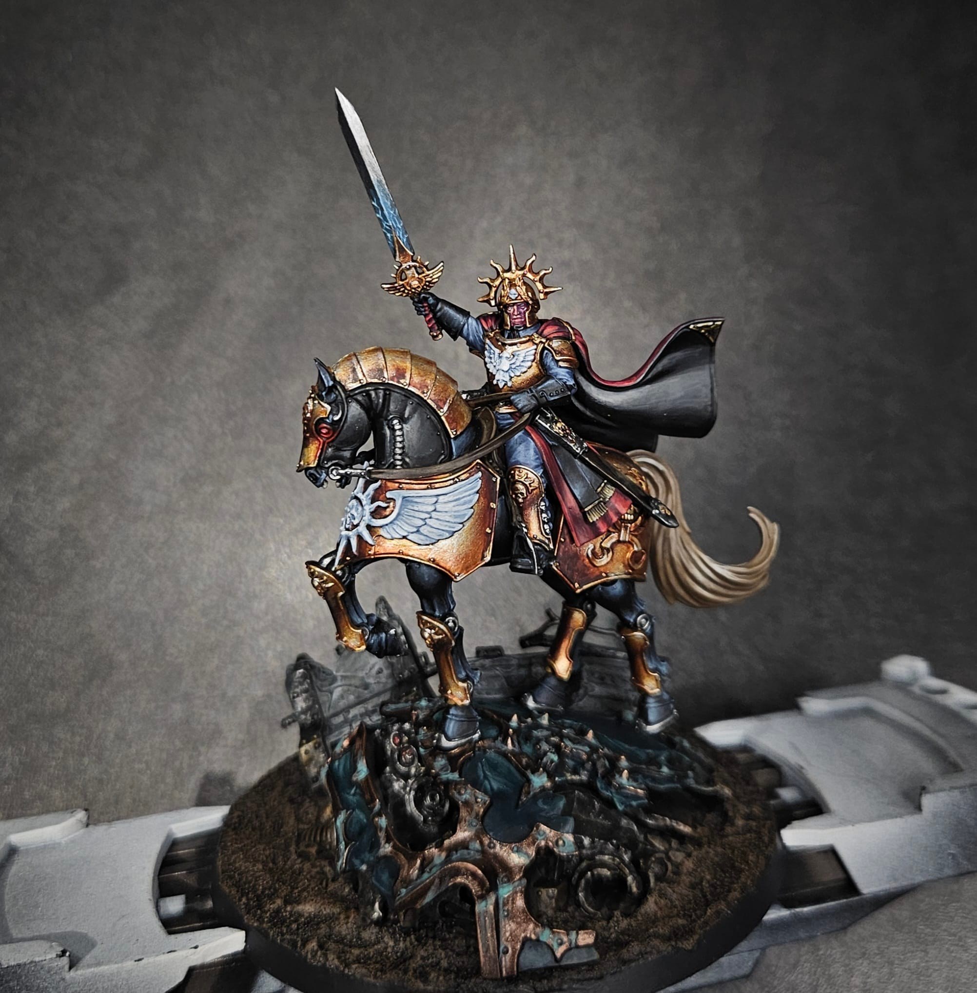 Games Workshop Warhammer 40k - Astra Militarum Seigneur Solaire Leontus