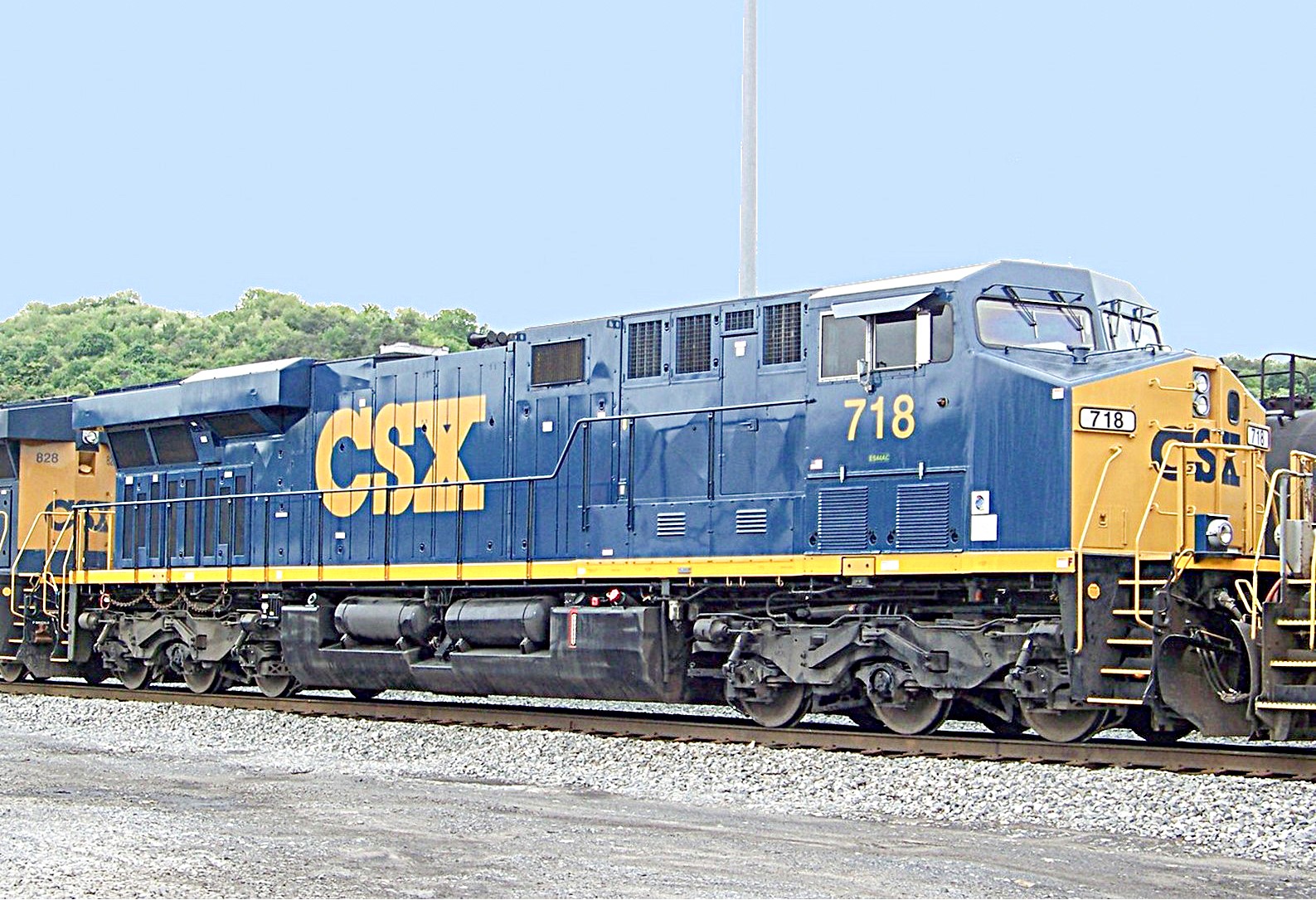 CSX - Past and Present | CSX 718 ~ circa 2008 | Facebook
