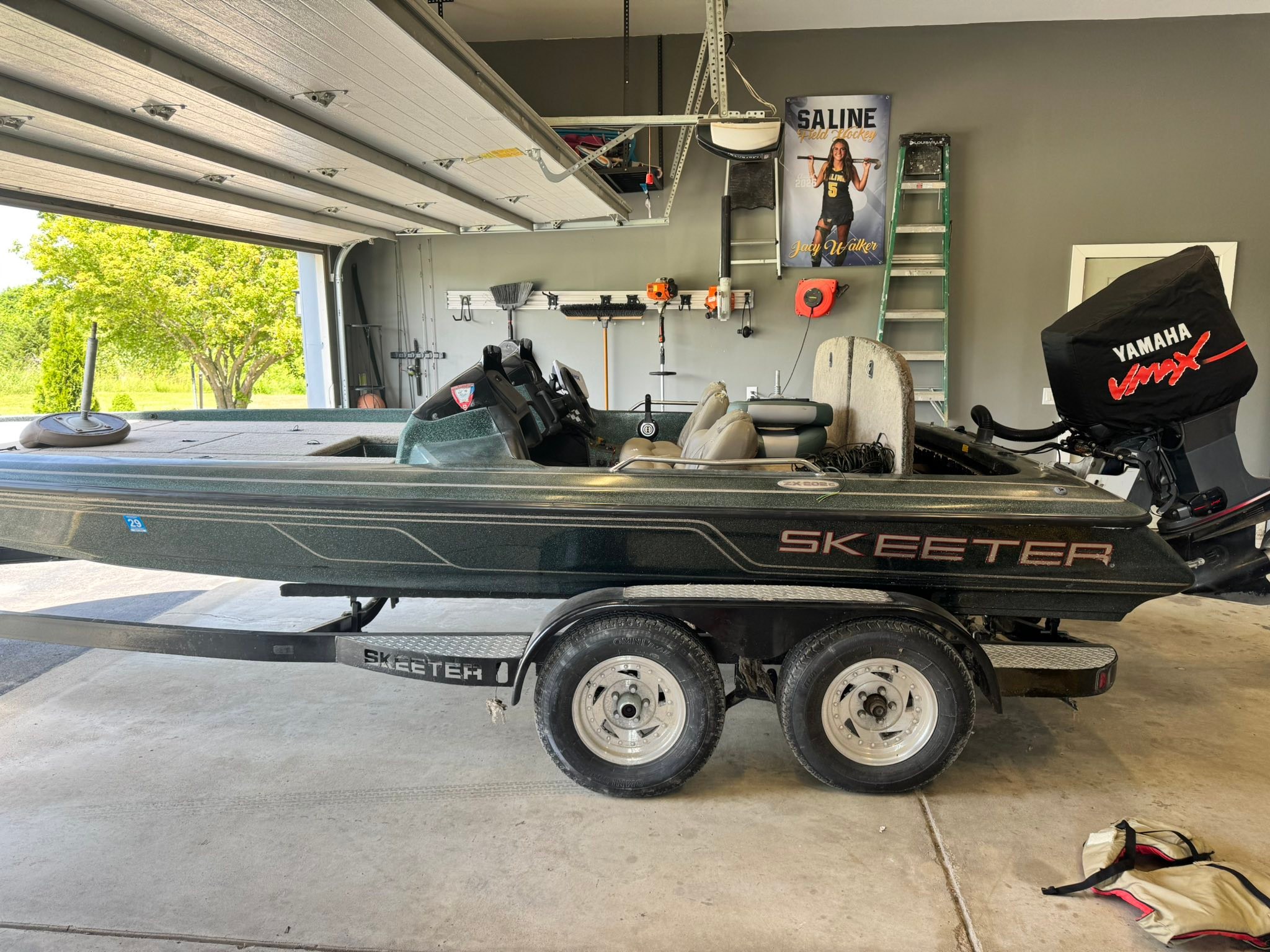 What are the best scuppers and splash guards for a 1998 Dorado 202