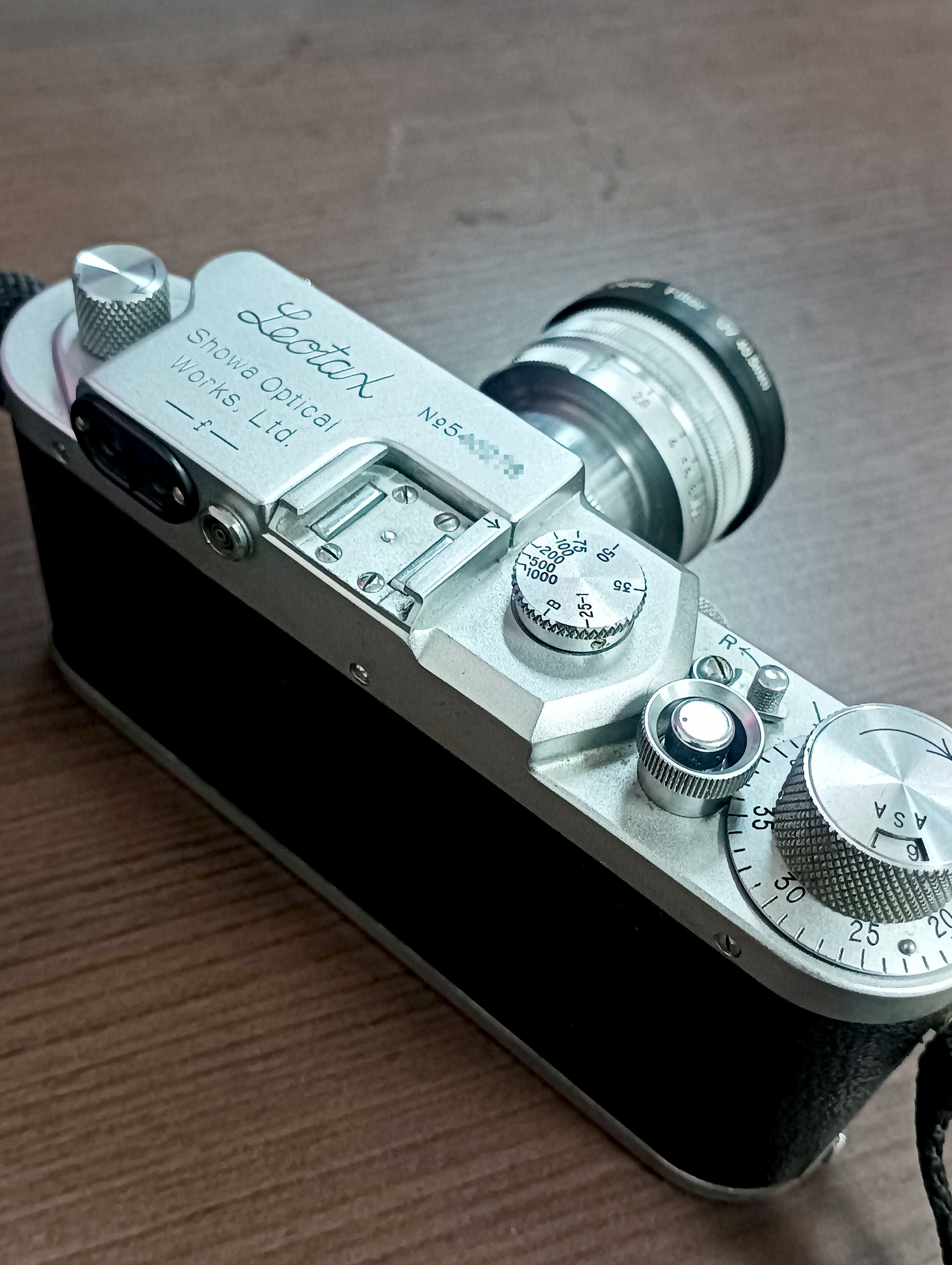 Information about the Leotax camera made in Japan 1940s-50s