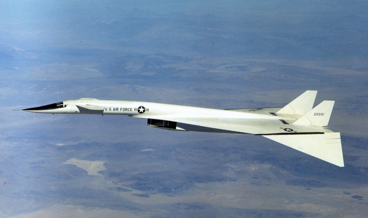 USAF XB-70 Valkyrie 1960s mach 3 bomber